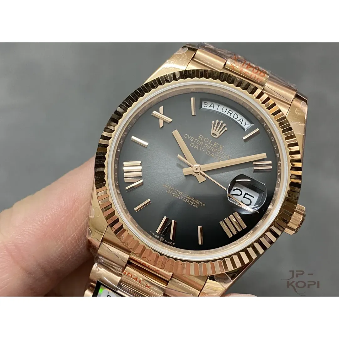 ロレックス デイデイト 228235|ブラックオンブレ×ローマ文字盤×ローズゴールド×加重版 40【QF工場製】 - 画像 (4)