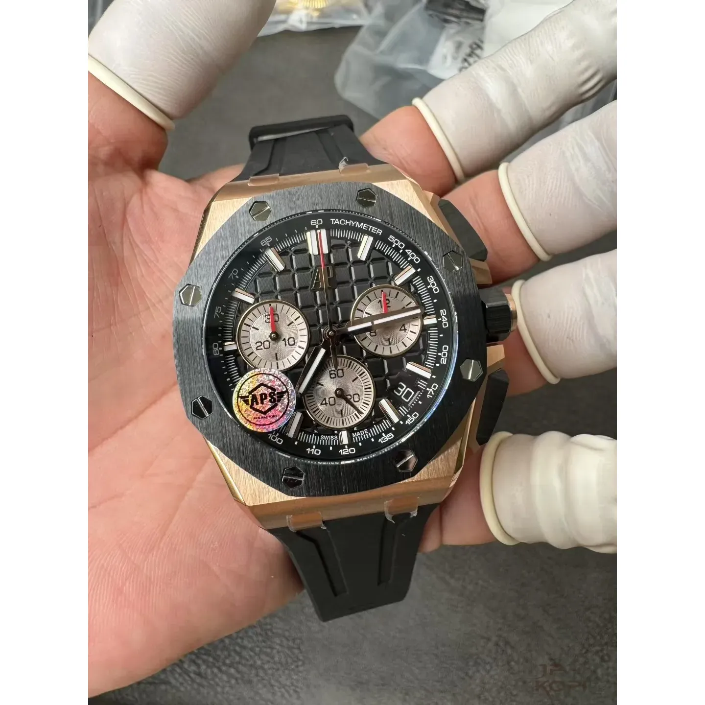 オーデマ・ピゲ ロイヤルオークオフショア 26420RO|ブラック文字盤 ローズゴールド×ラバー 43mm【APS工場製】 - 画像 (4)