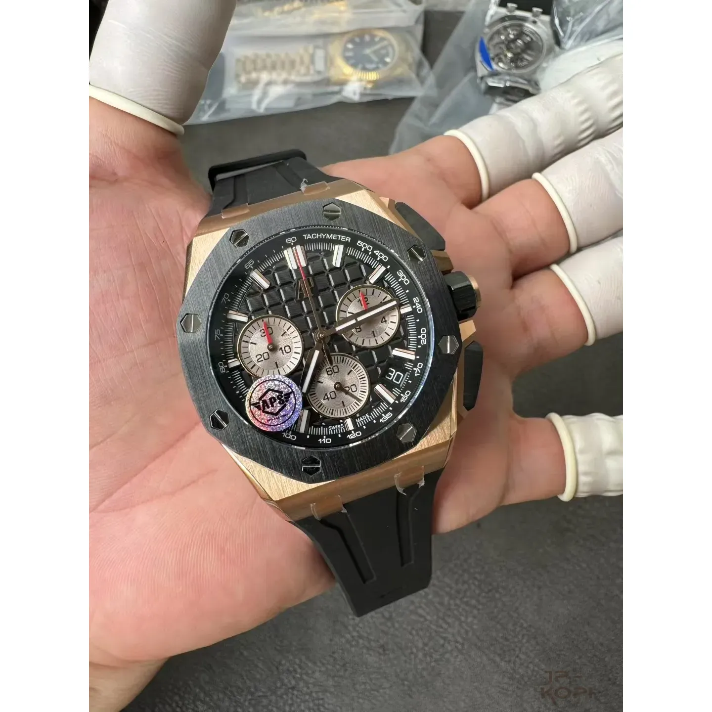 オーデマ・ピゲ ロイヤルオークオフショア 26420RO|ブラック文字盤 ローズゴールド×ラバー 43mm【APS工場製】 - 画像 (6)