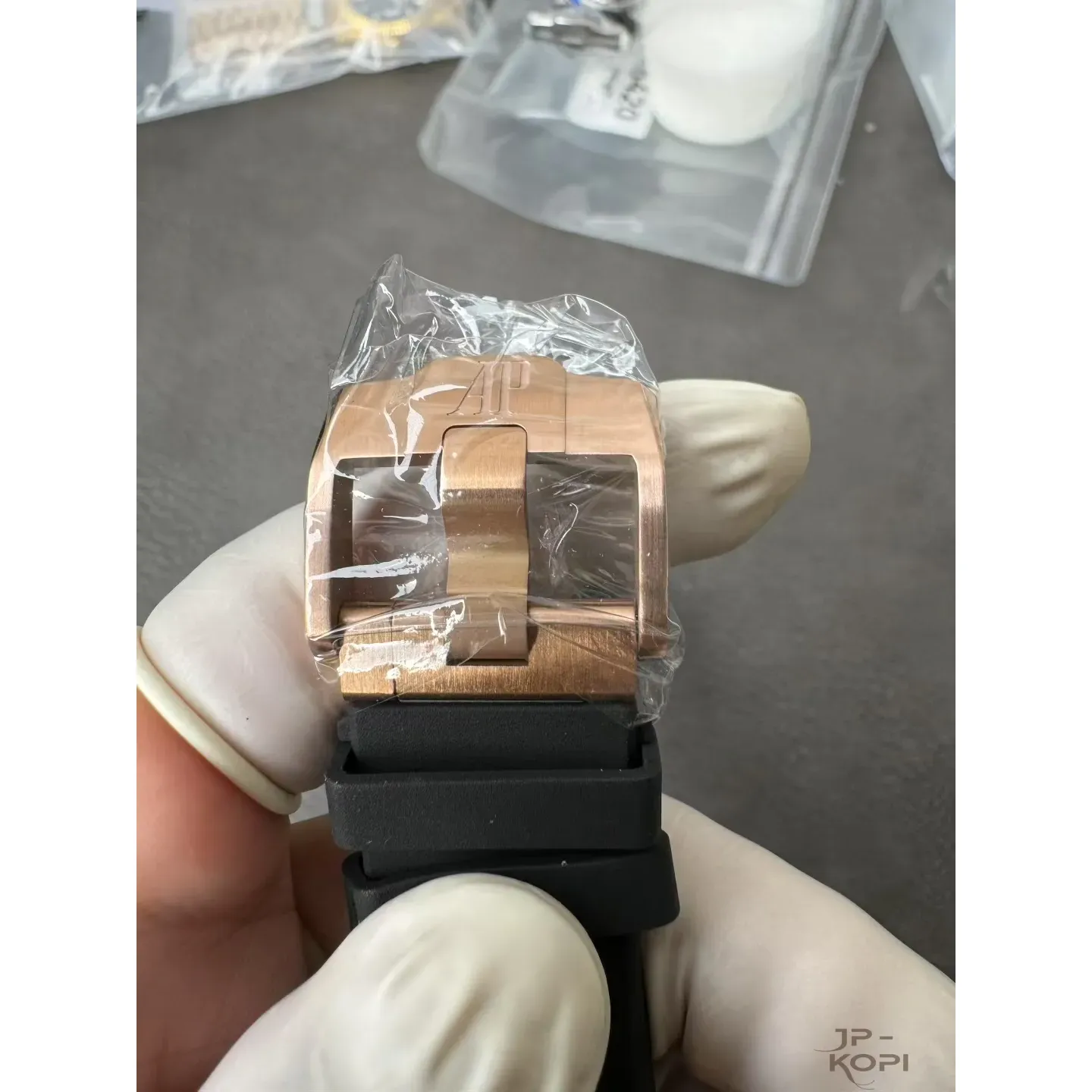 オーデマ・ピゲ ロイヤルオークオフショア 26420RO|ブラック文字盤 ローズゴールド×ラバー 43mm【APS工場製】 - 画像 (9)