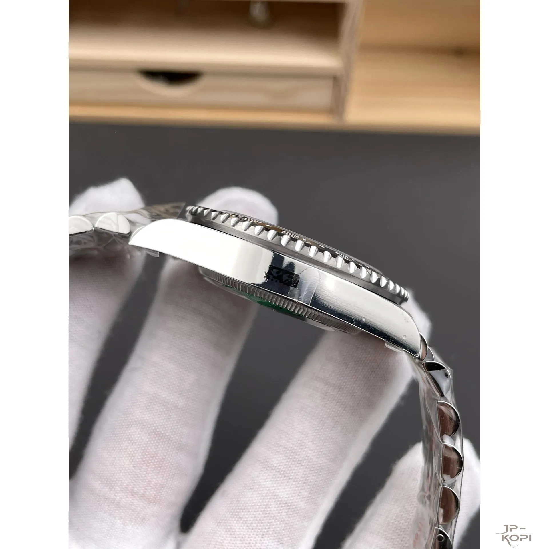 ロレックス GMTマスター II 126710GRNR|ブラック×グレー ジュビリーブレス 丹東Cal.3285【VS工場製 高品質コピー腕時計】 - 画像 (7)