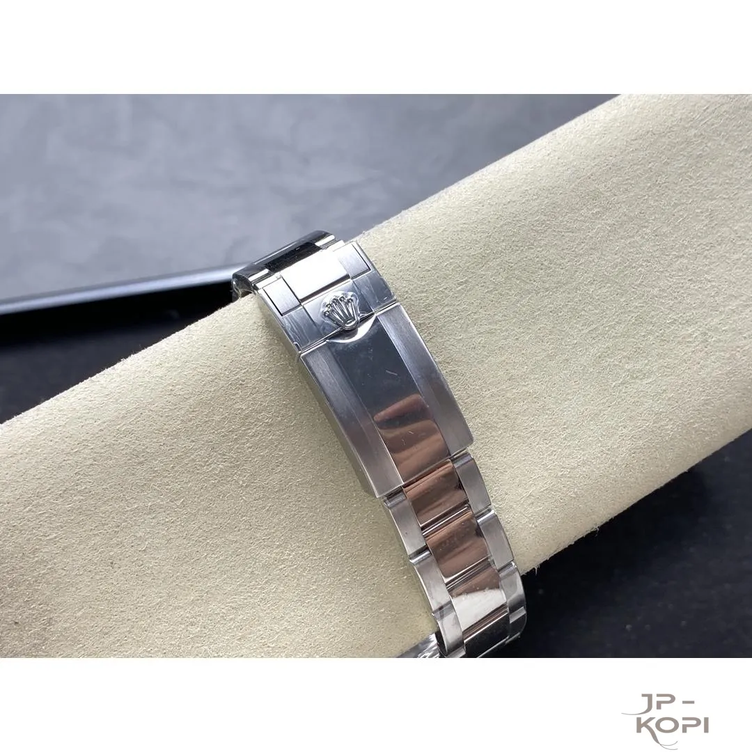 ロレックス デイトナ 126500LN|ブラックダイアル 正式版 Cal.4131 / 青春版 Cal.4801 選択可【VS工場製】 - 画像 (10)