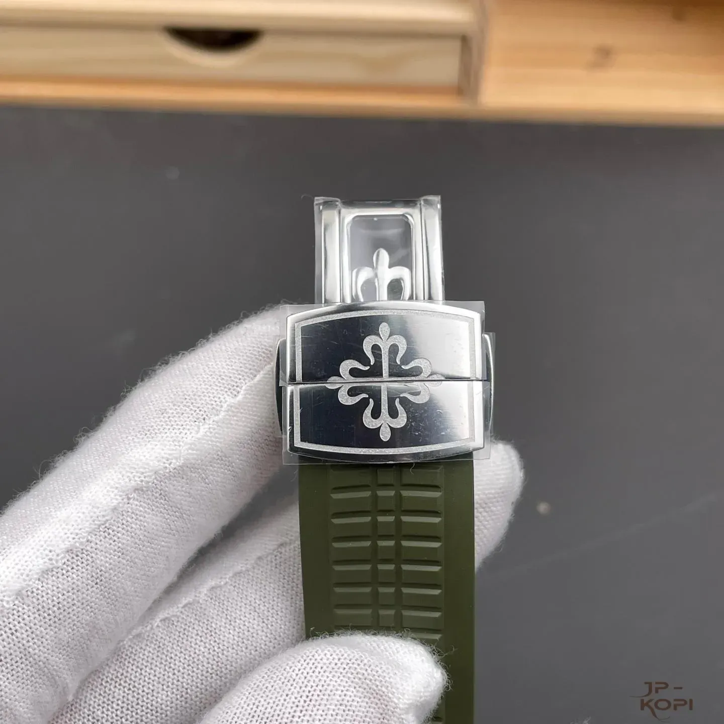 パテック・フィリップ アクアノート 5168G-010|カーキグリーン 42mm ラバーストラップ【BBF工場製】 - 画像 (9)