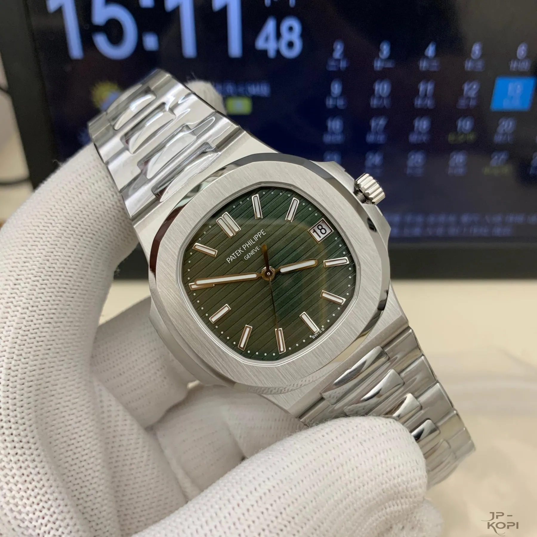 パテック・フィリップ ノーチラス 5711/1A-014|SW製純正代用グリーン文字盤 ステンレス 40mm【BBF工場製】 - 画像 (3)