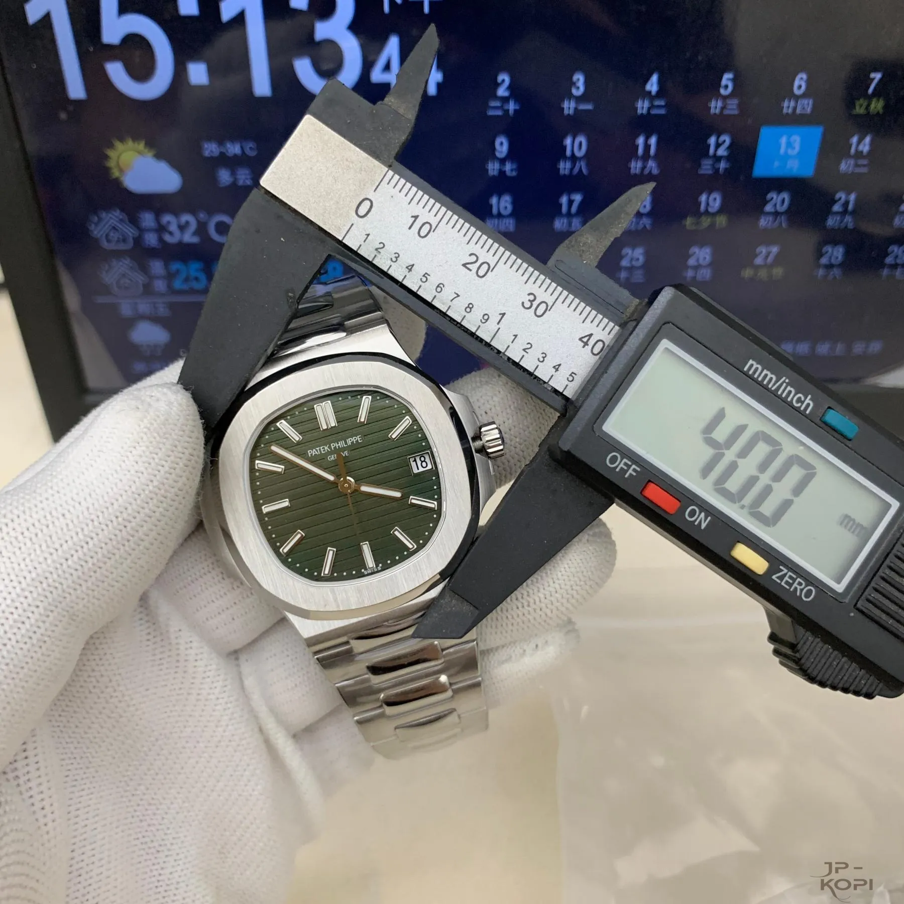 パテック・フィリップ ノーチラス 5711/1A-014|SW製純正代用グリーン文字盤 ステンレス 40mm【BBF工場製】 - 画像 (4)