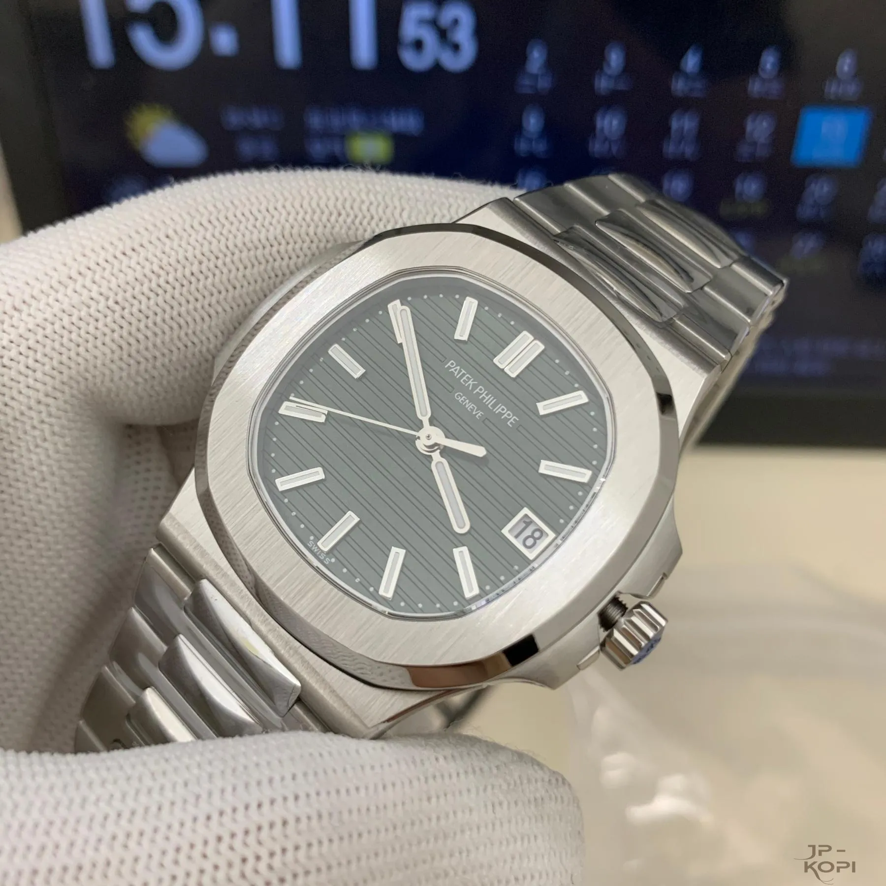 パテック・フィリップ ノーチラス 5711/1A-014|SW製純正代用グリーン文字盤 ステンレス 40mm【BBF工場製】 - 画像 (5)