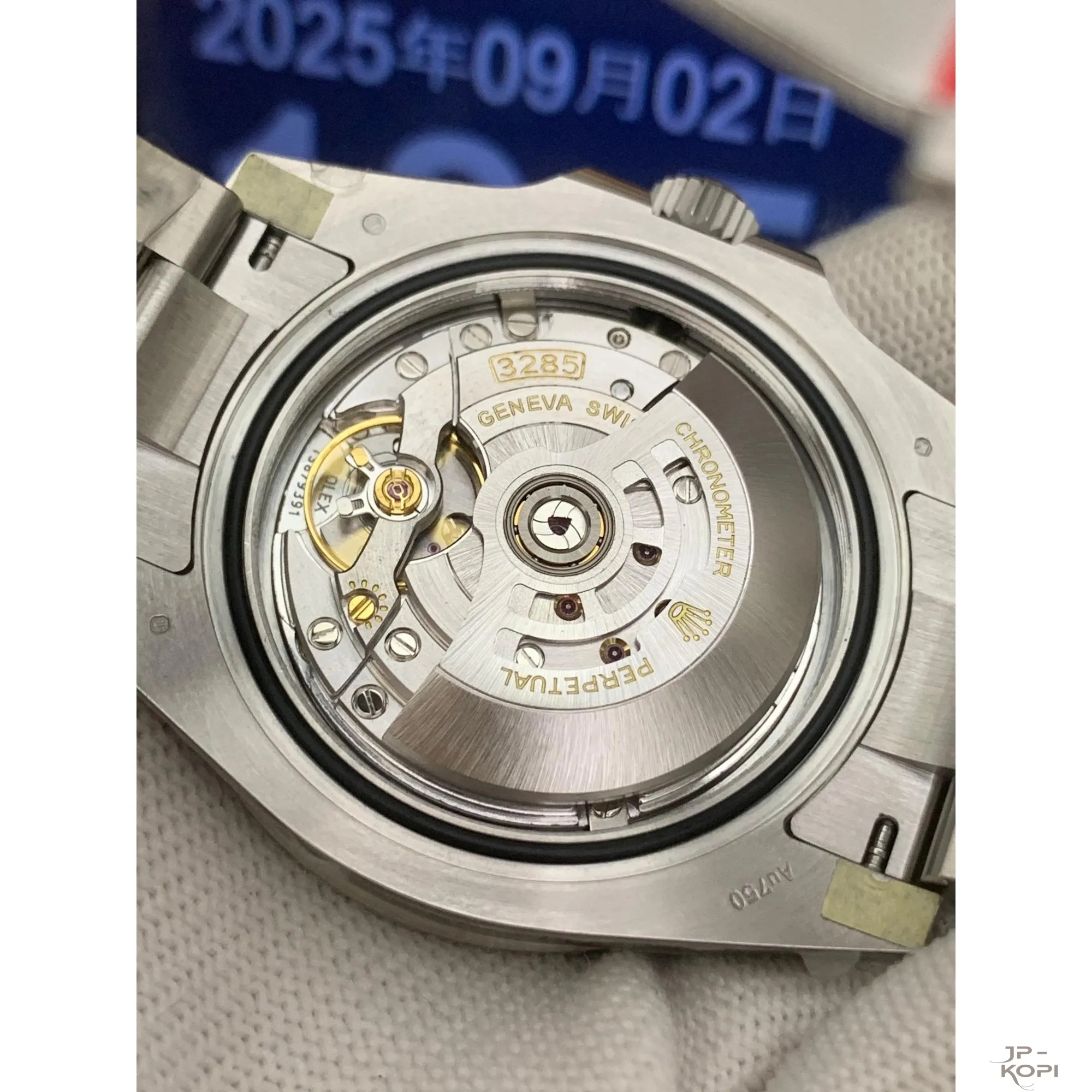 ロレックス GMTマスターII 126729VTNR|レフティGMT グリーンダイアル Cal.3285搭載【VS工場製高品質コピー腕時計】 - 画像 (15)