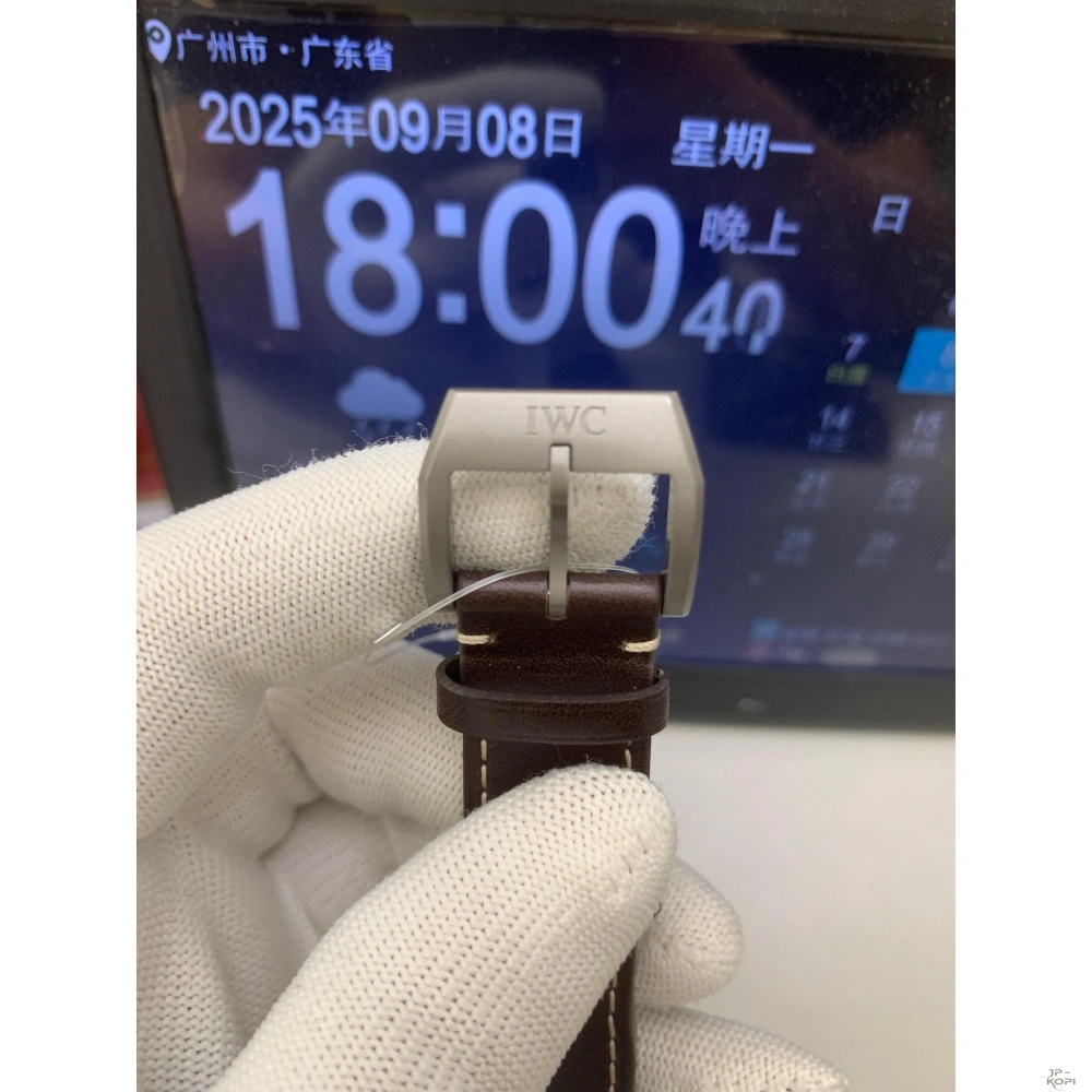 IWC パイロットウォッチ マークXVIII ヘリテージ IW327006|チタニウム 40mm【V7工場製 高品質コピー腕時計】 - 画像 (10)