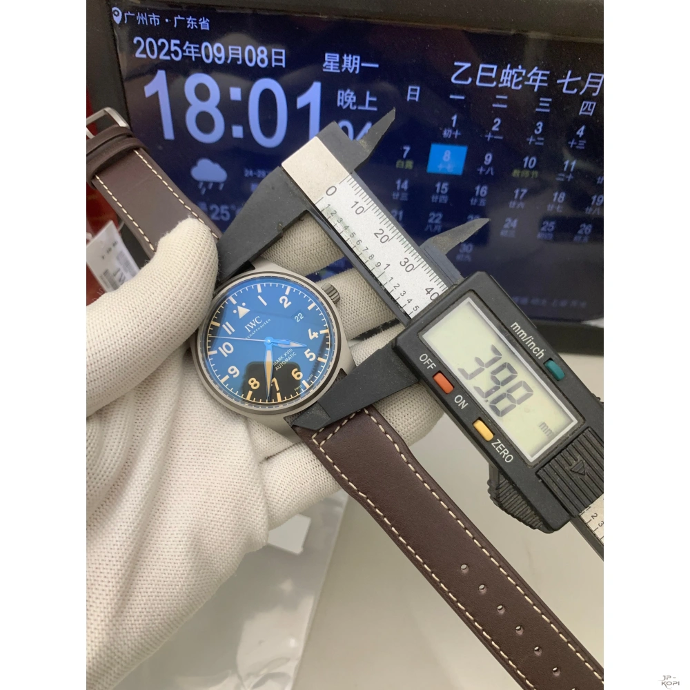 IWC パイロットウォッチ マークXVIII ヘリテージ IW327006|チタニウム 40mm【V7工場製 高品質コピー腕時計】 - 画像 (7)