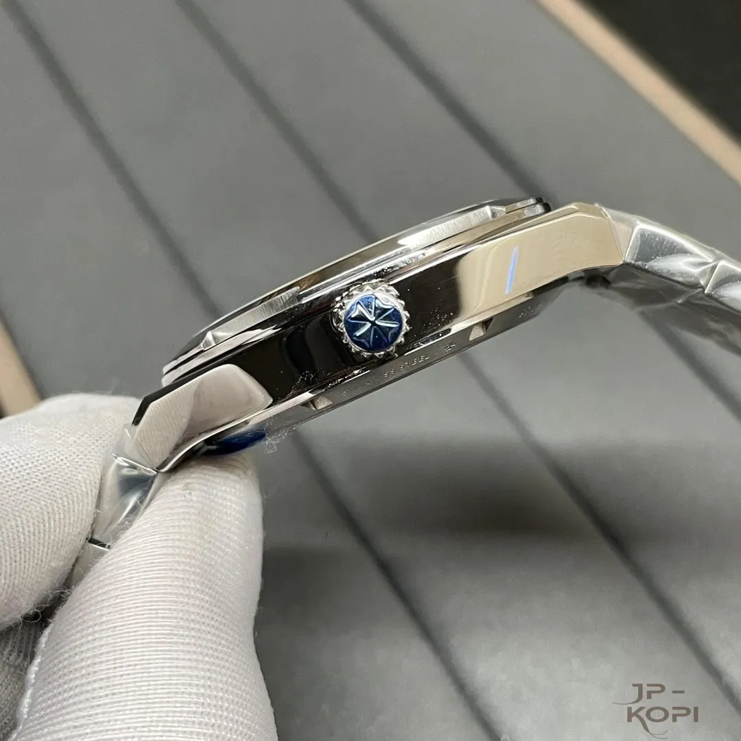 ヴァシュロン・コンスタンタン オーヴァーシーズ 4500V/110A-B126|シルバーダイアル ステンレス 41mm【PPF工場製 高品質コピー腕時計】 - 画像 (7)