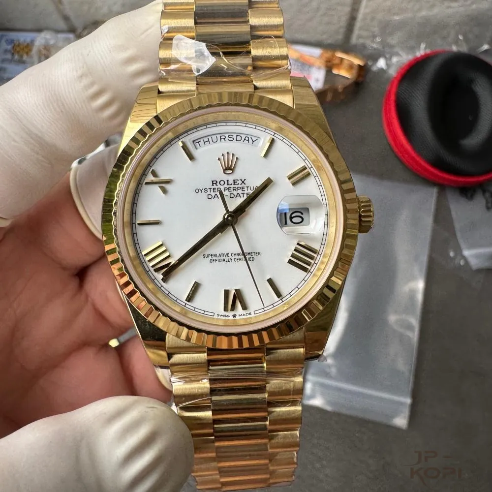 ロレックス デイデイト 40mm M228238-0042|ホワイトローマ数字 上海Cal.3255 加重版【RC工場製 高品質コピー腕時計】 - 画像 (2)