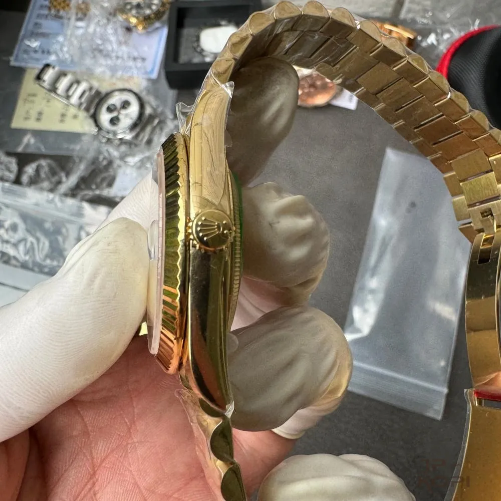 ロレックス デイデイト 40mm M228238-0042|ホワイトローマ数字 上海Cal.3255 加重版【RC工場製 高品質コピー腕時計】 - 画像 (7)