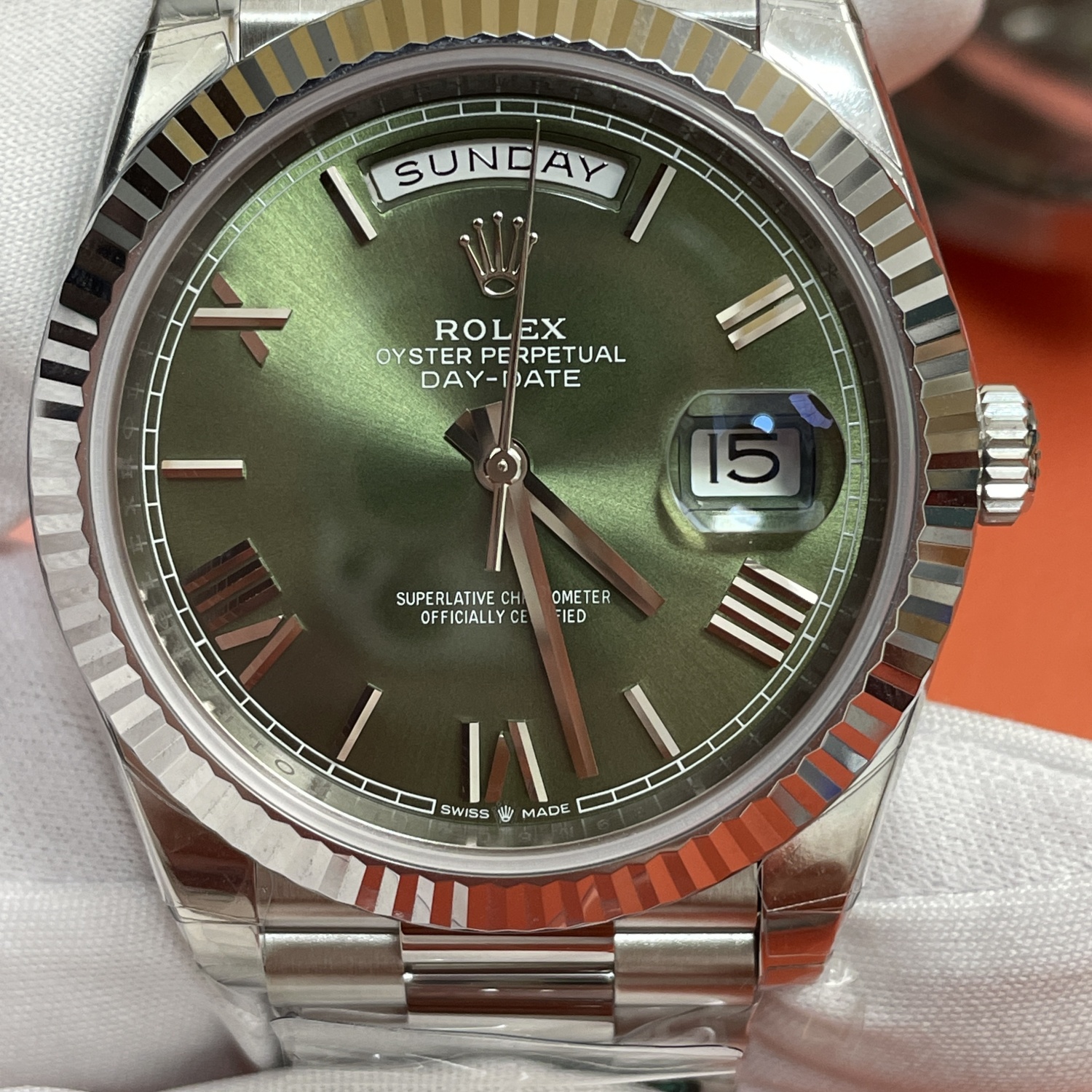 ロレックス デイデイト 40mm M228236-0008|オリーブグリーン 上海Cal.3255 加重版【RC工場製 高品質コピー腕時計】 - 画像 (14)