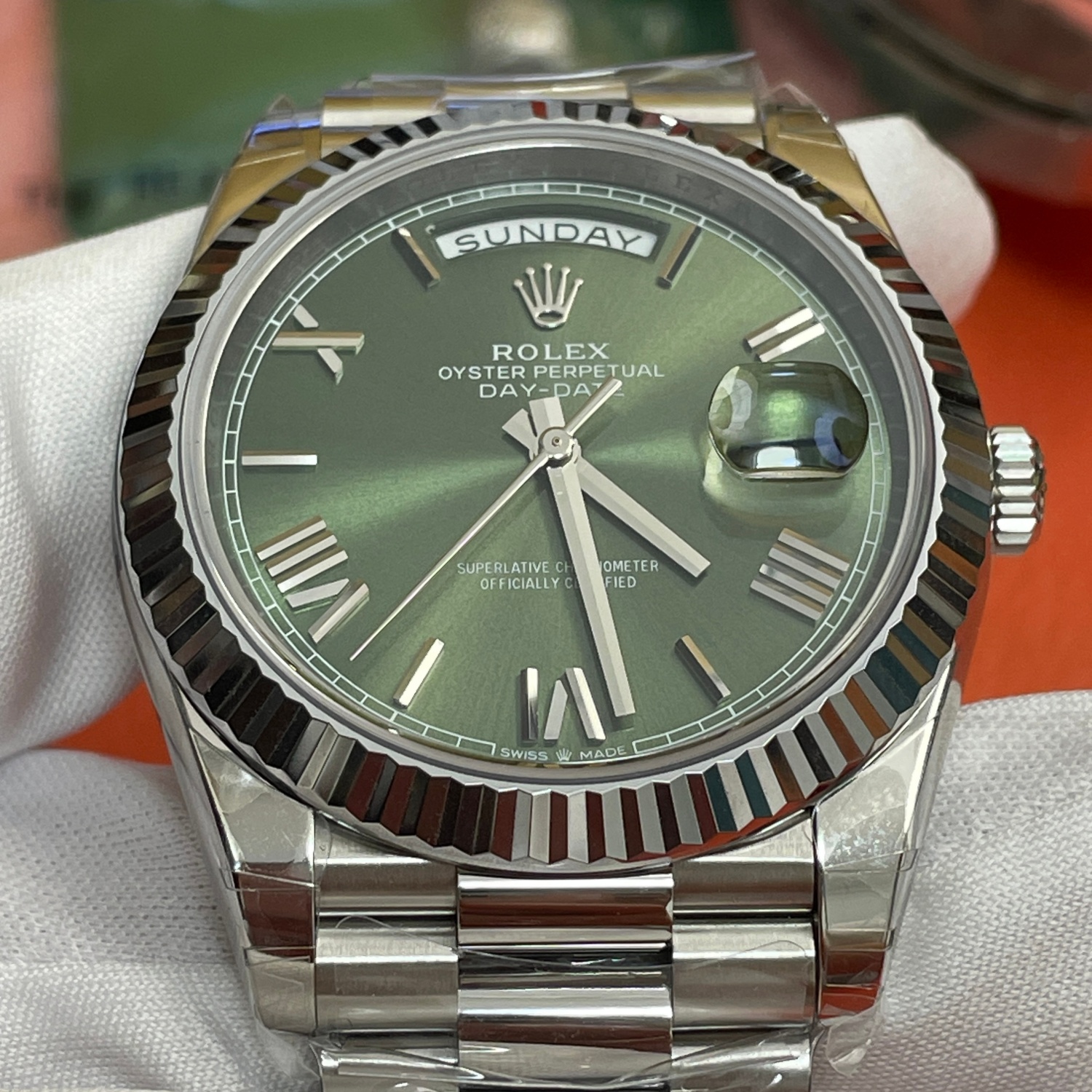 ロレックス デイデイト 40mm M228236-0008|オリーブグリーン 上海Cal.3255 加重版【RC工場製 高品質コピー腕時計】 - 画像 (17)