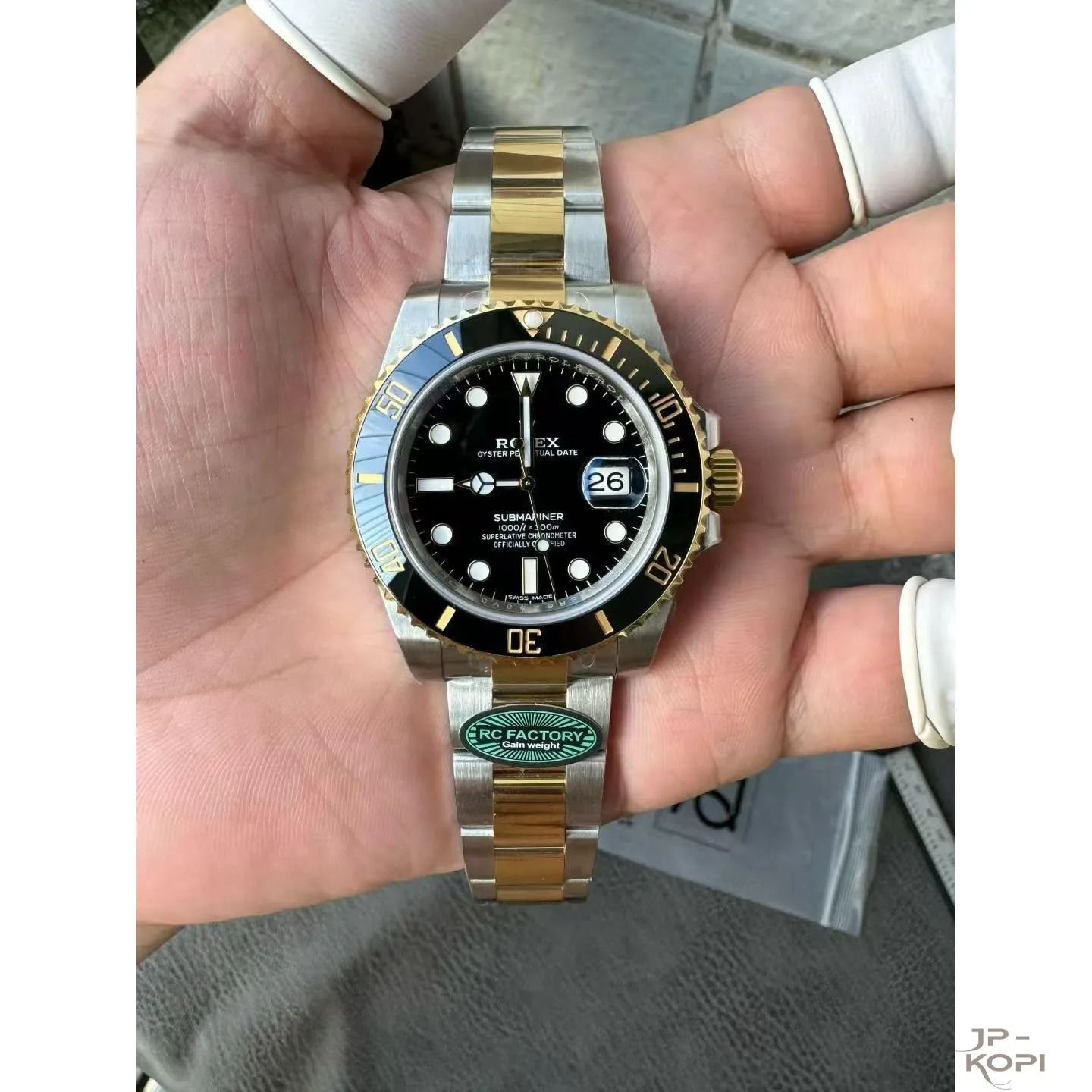 ロレックス サブマリーナーデイト 116613LN|ブラック 40mm 上海Cal.3135 加重版【RC工場製 高品質コピー腕時計】 - 画像 (4)