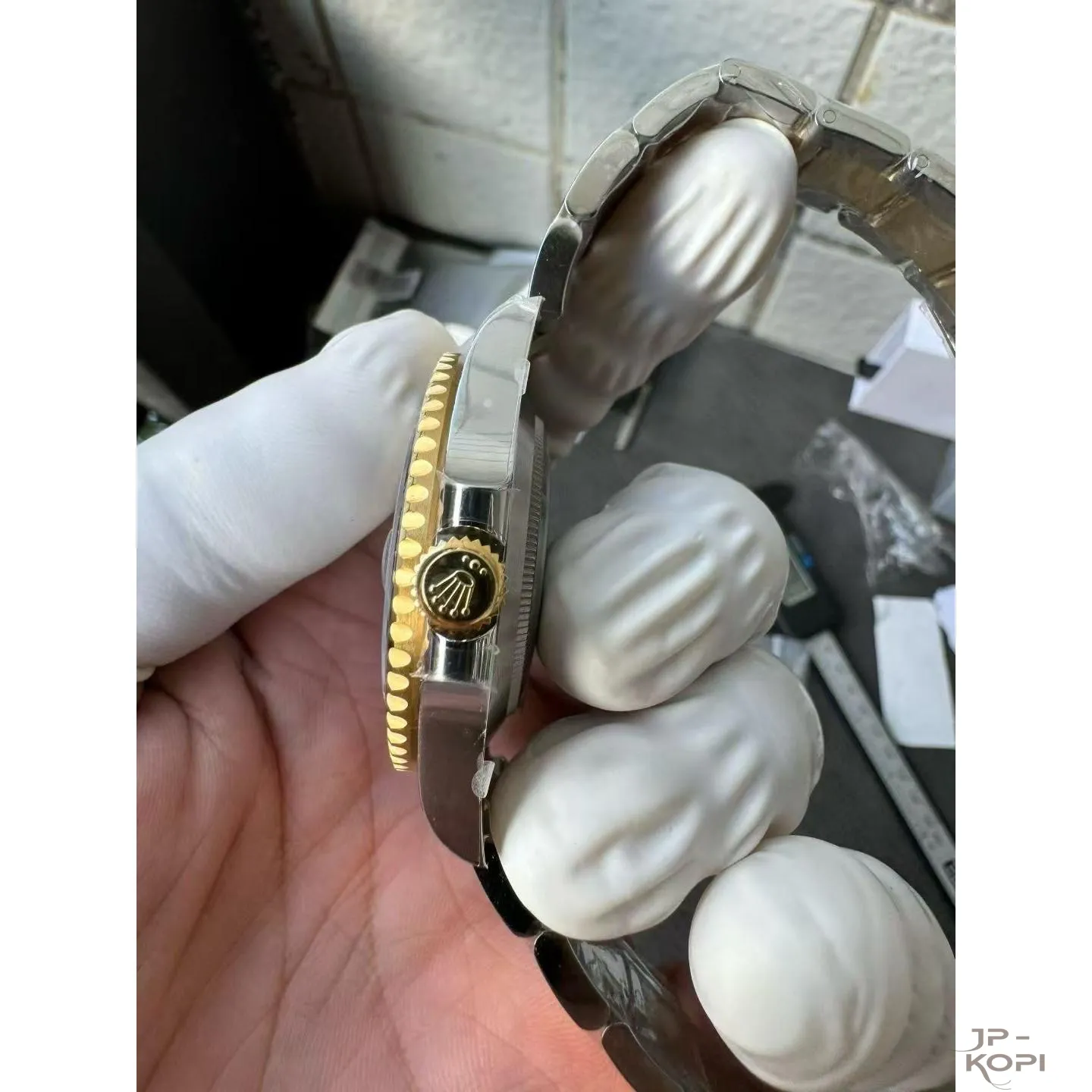 ロレックス サブマリーナーデイト 116613LN|ブラック 40mm 上海Cal.3135 加重版【RC工場製 高品質コピー腕時計】 - 画像 (6)