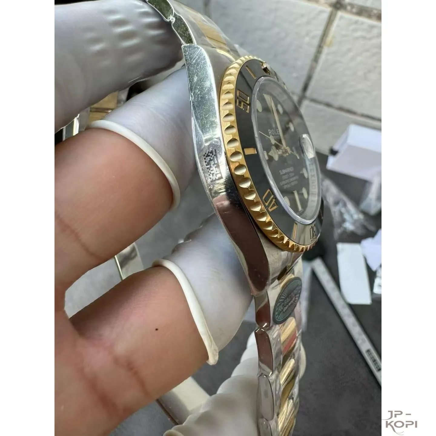 ロレックス サブマリーナーデイト 116613LN|ブラック 40mm 上海Cal.3135 加重版【RC工場製 高品質コピー腕時計】 - 画像 (7)