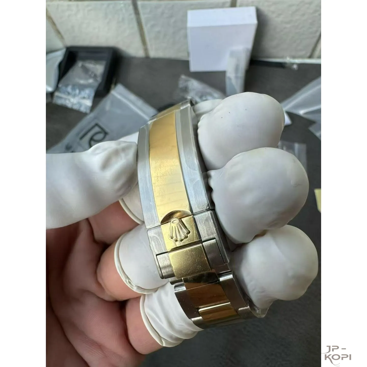 ロレックス サブマリーナーデイト 116613LN|ブラック 40mm 上海Cal.3135 加重版【RC工場製 高品質コピー腕時計】 - 画像 (9)