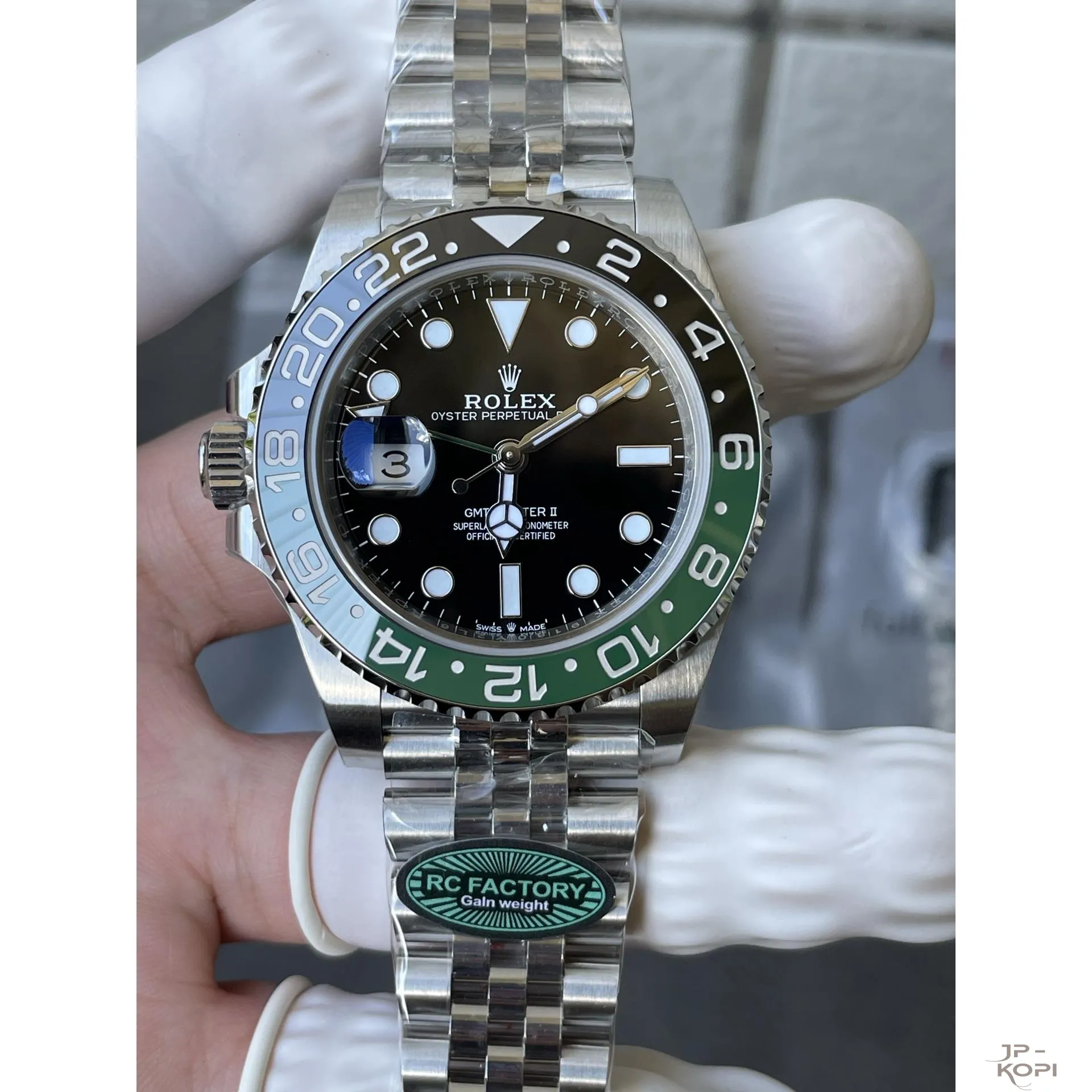 ロレックス GMTマスター II M126720VTNR-0002|グリーン×ブラック 40MM 上海Cal.3285【RC工場製 高品質コピー腕時計】 - 画像 (2)