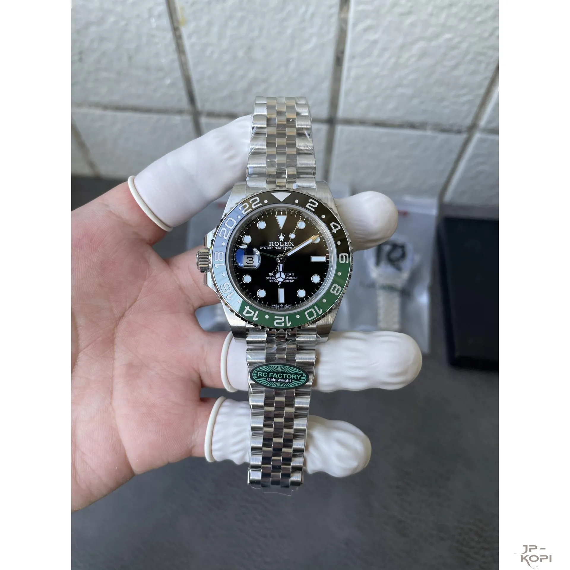 ロレックス GMTマスター II M126720VTNR-0002|グリーン×ブラック 40MM 上海Cal.3285【RC工場製 高品質コピー腕時計】 - 画像 (6)