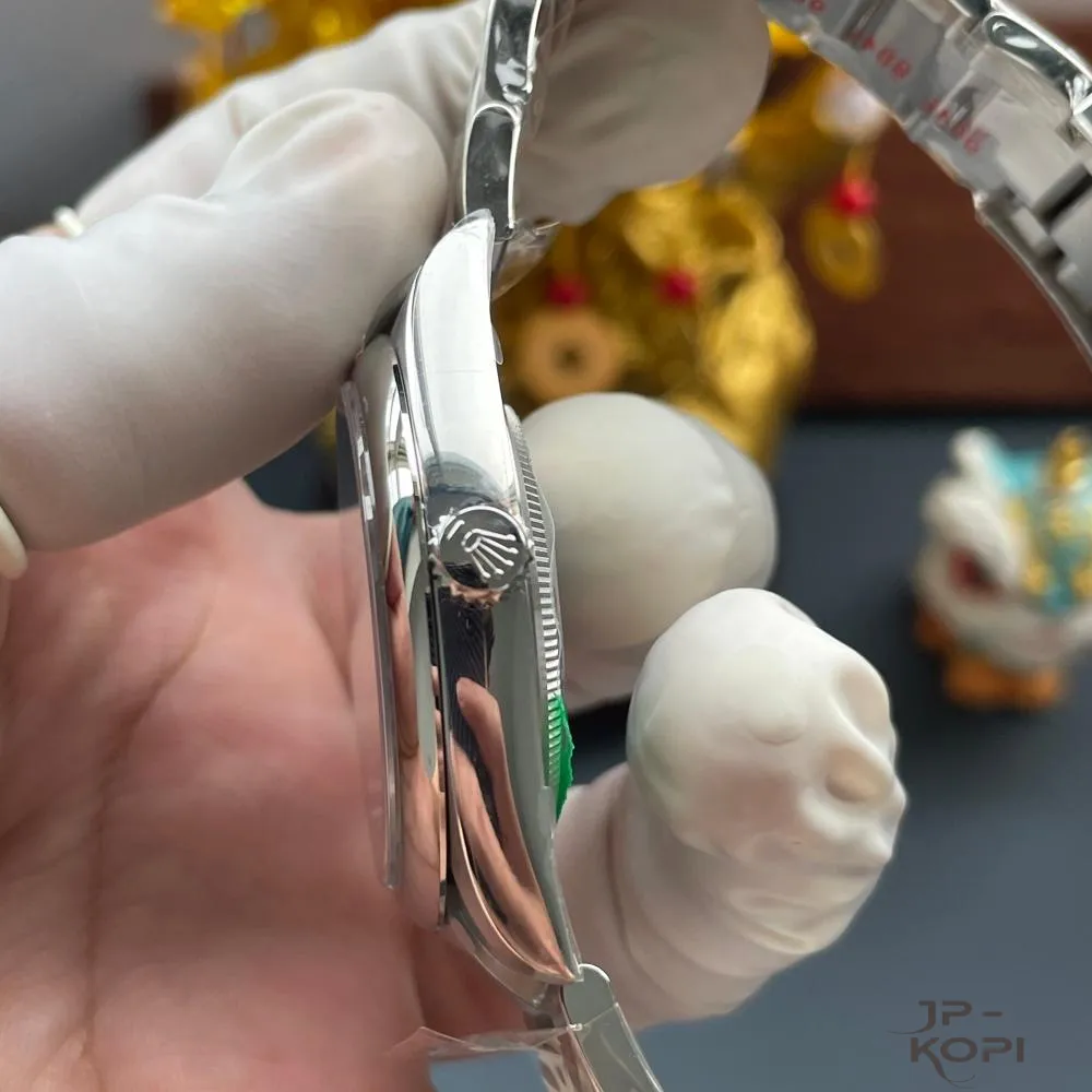 ロレックス オイスターパーペチュアル m124300-0006|ターコイズブルー 41mm 上海Cal.3230【RC工場製 高品質コピー腕時計】 - 画像 (5)