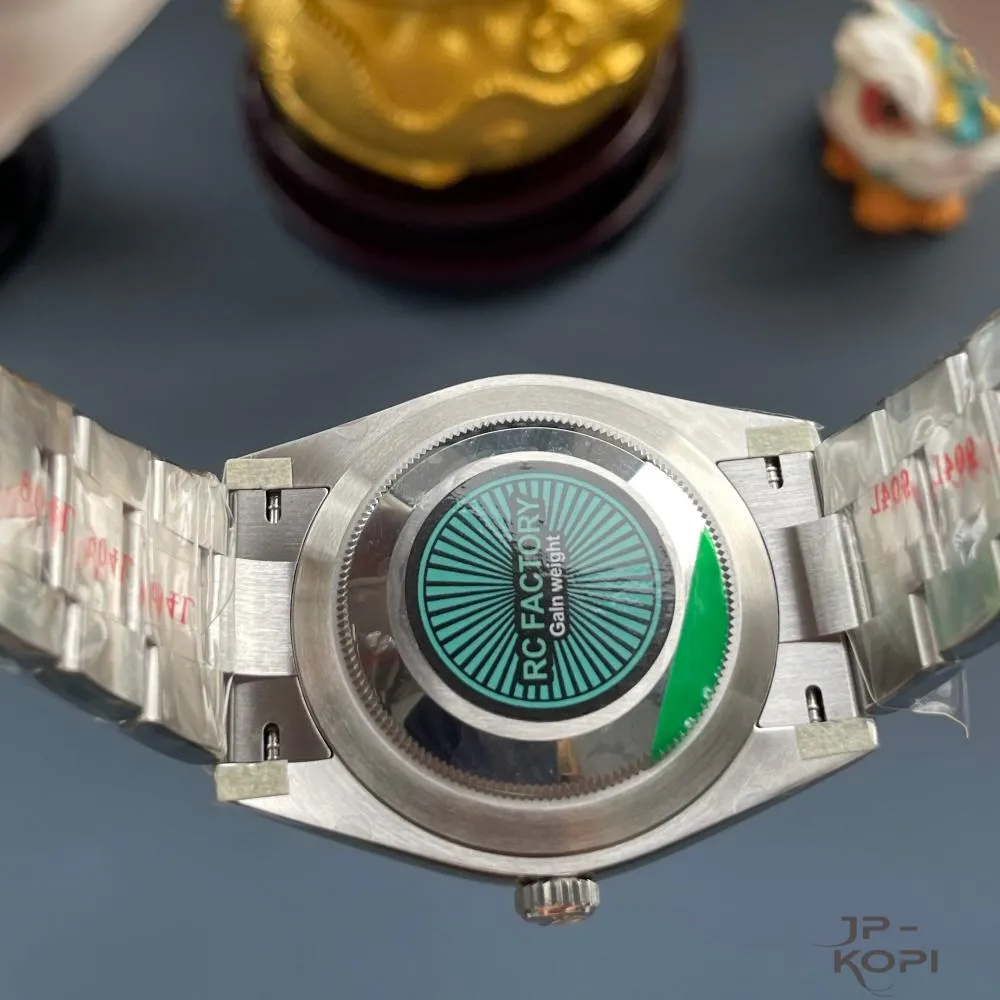 ロレックス オイスターパーペチュアル m124300-0006|ターコイズブルー 41mm 上海Cal.3230【RC工場製 高品質コピー腕時計】 - 画像 (8)