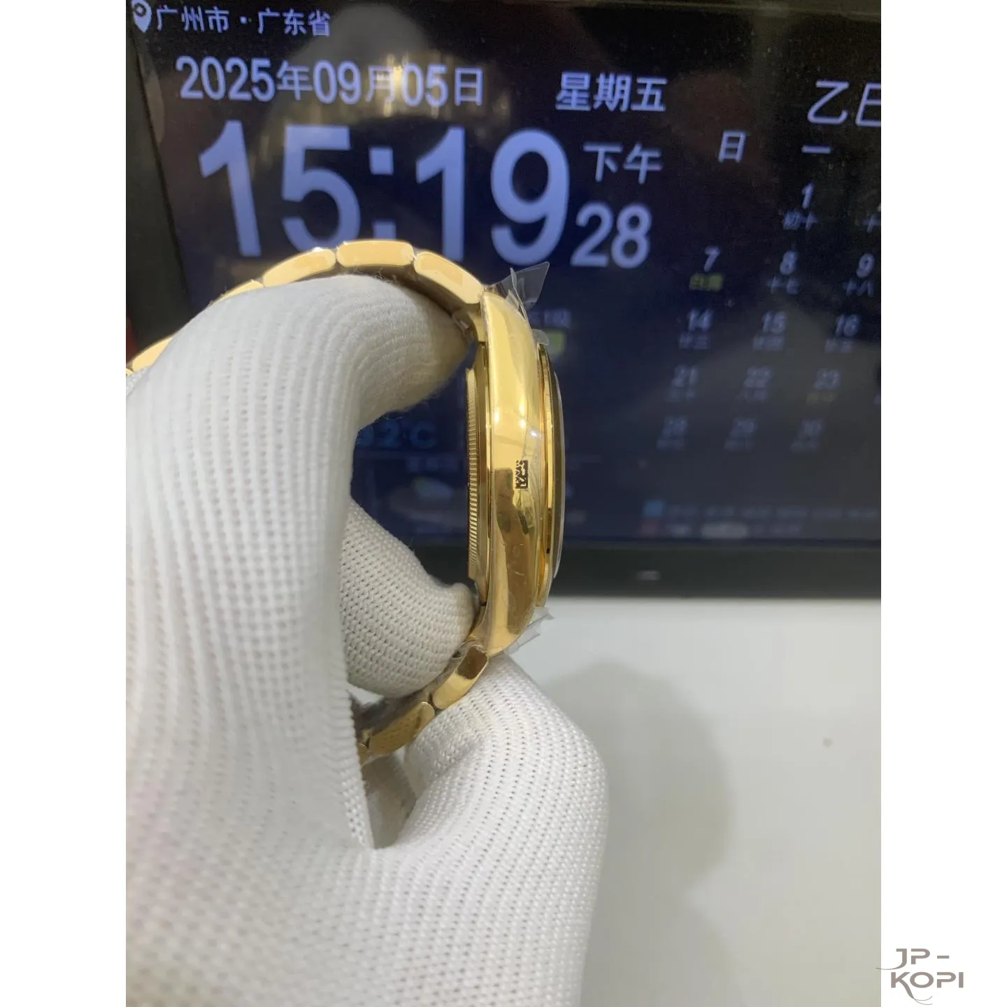 ロレックス デイトナ 116508-0013|グリーン 丹東Cal.4130 加重版【QF工場製 高品質コピー腕時計】 - 画像 (5)