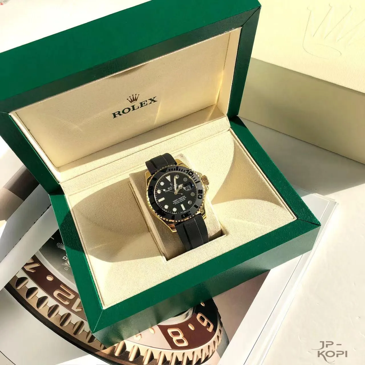 ロレックス ヨットマスター 226658-0001|ブラックダイアル 42mm イエローゴールドラバーバンド 杭州Cal.2824【激選コスパ高い腕時計】 - 画像 (9)