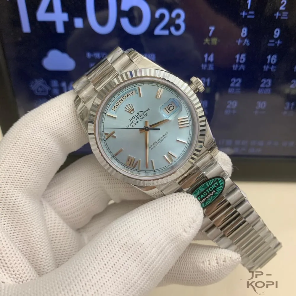 ロレックス デイデイト 40mm 228236-0012|アイスブルー(ローマ数字) 上海Cal.3255【RC工場製 高品質コピー腕時計】 - 画像 (3)