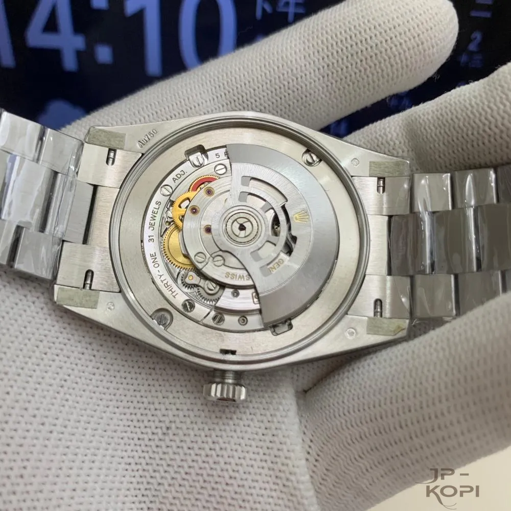 ロレックス デイデイト 40mm 228236-0012|アイスブルー(ローマ数字) 上海Cal.3255【RC工場製 高品質コピー腕時計】 - 画像 (14)