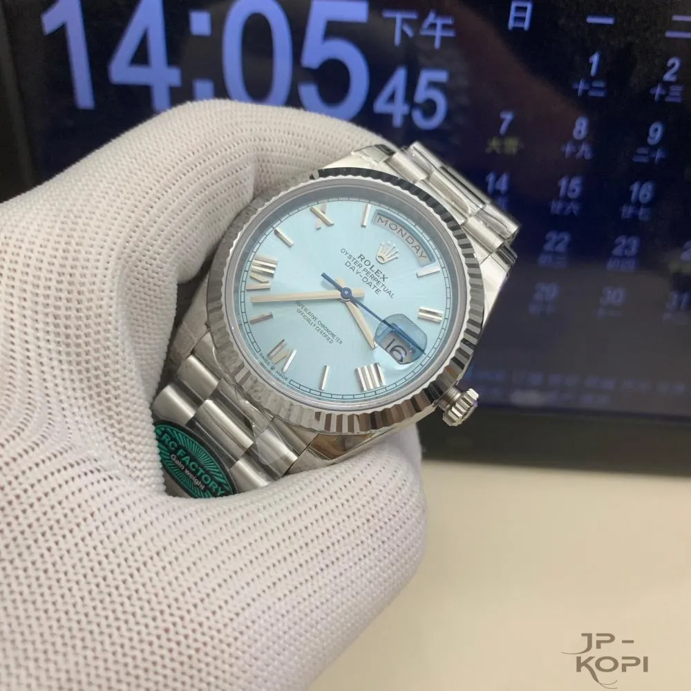 ロレックス デイデイト 40mm 228236-0012|アイスブルー(ローマ数字) 上海Cal.3255【RC工場製 高品質コピー腕時計】 - 画像 (4)