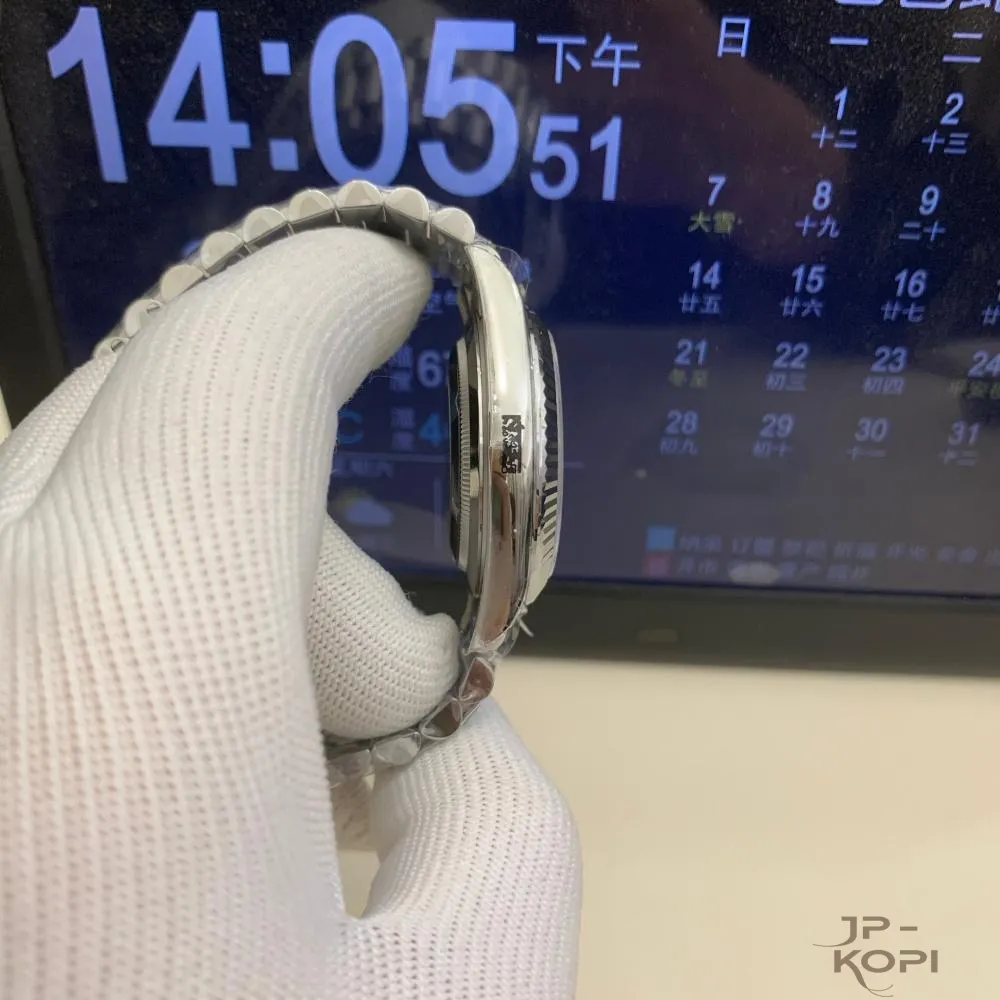 ロレックス デイデイト 40mm 228236-0012|アイスブルー(ローマ数字) 上海Cal.3255【RC工場製 高品質コピー腕時計】 - 画像 (5)
