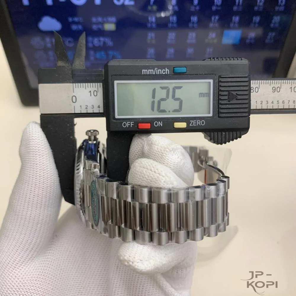 ロレックス デイデイト 40mm 228236-0012|アイスブルー(ローマ数字) 上海Cal.3255【RC工場製 高品質コピー腕時計】 - 画像 (11)