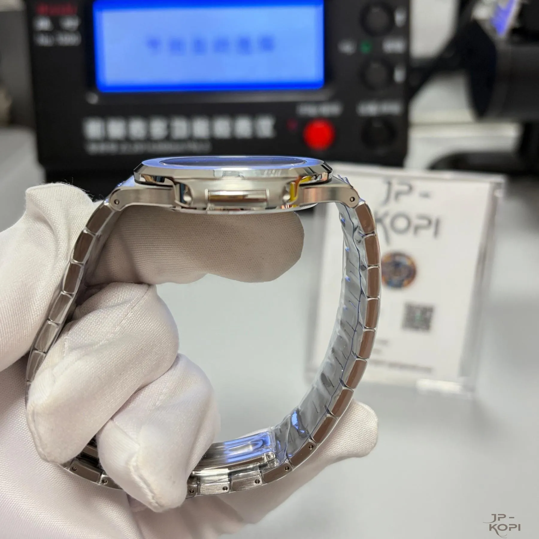 【DDF工場製】パテック・フィリップ ノーチラス 5711/1A-010|ネイビーダイアル 40mm 丹東Cal.330 - 画像 (6)