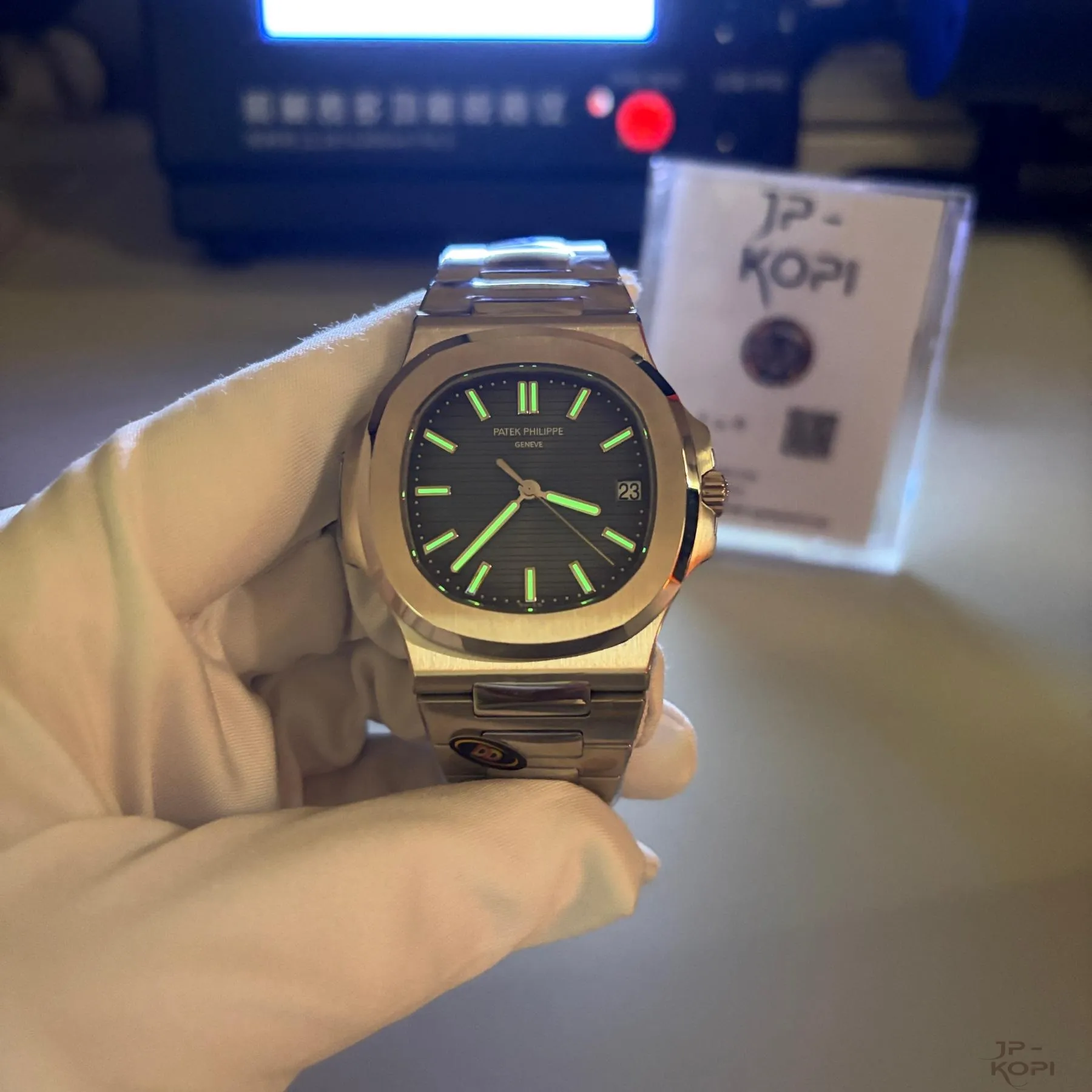 【DDF工場製】パテック・フィリップ ノーチラス 5711/1A-010|ネイビーダイアル 40mm 丹東Cal.330 - 画像 (14)