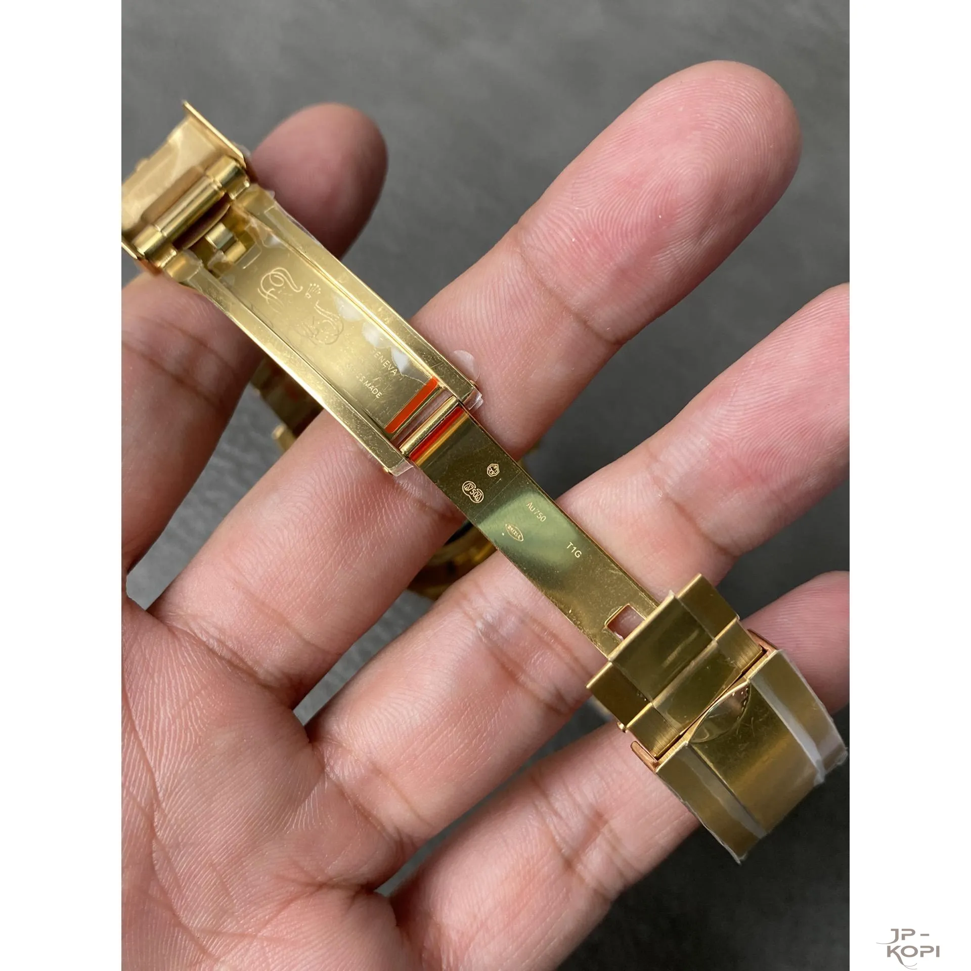 ロレックス デイトナ 116508|ブラック 上海Cal.4130 加重版【QF工場製 高品質コピー腕時計】 - 画像 (9)