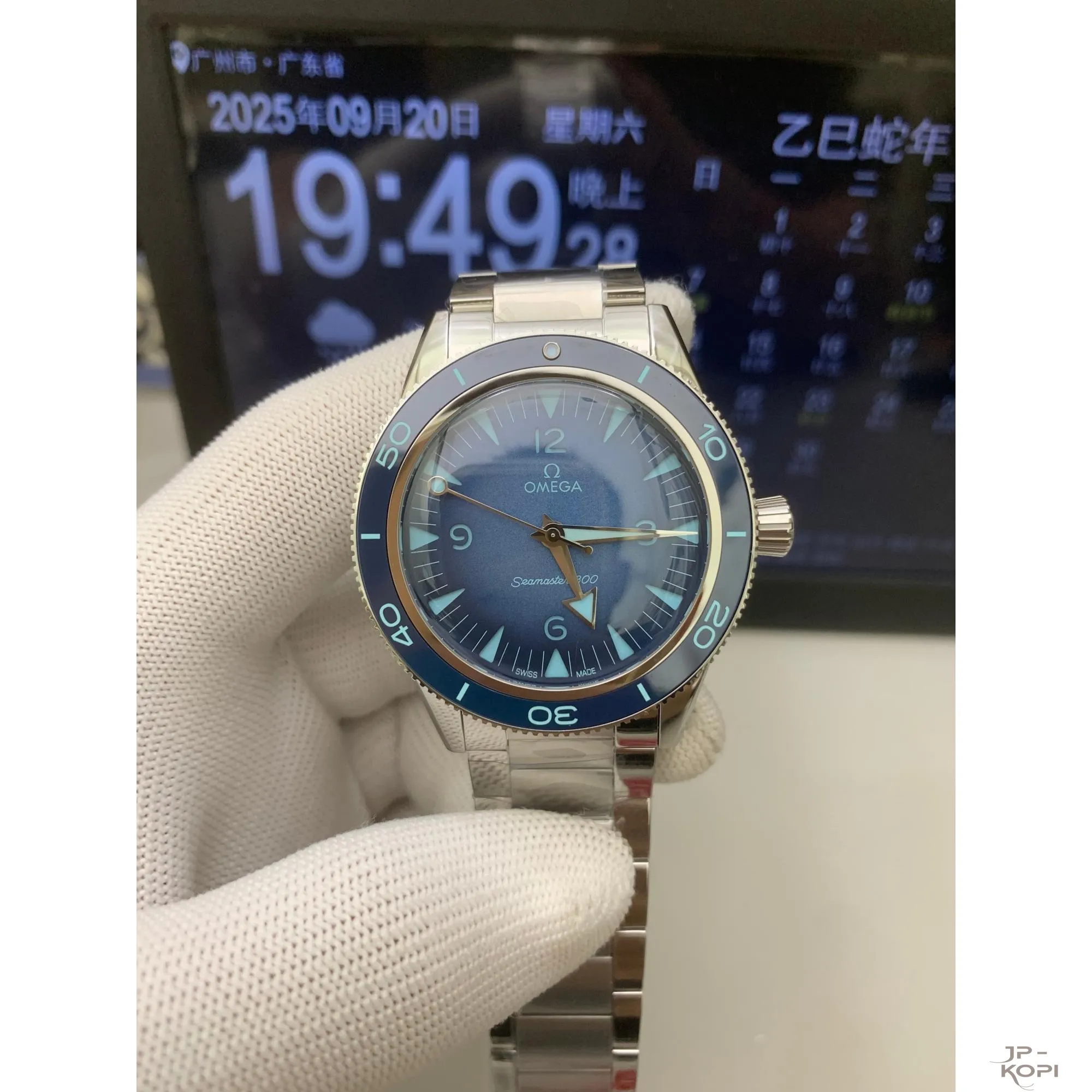 オメガ シーマスター 300M 234.30.41.21.03.002|ポセイドン サマーブルー Cal.8900 V4版【VS工場製高品質モデル】 - 画像 (2)