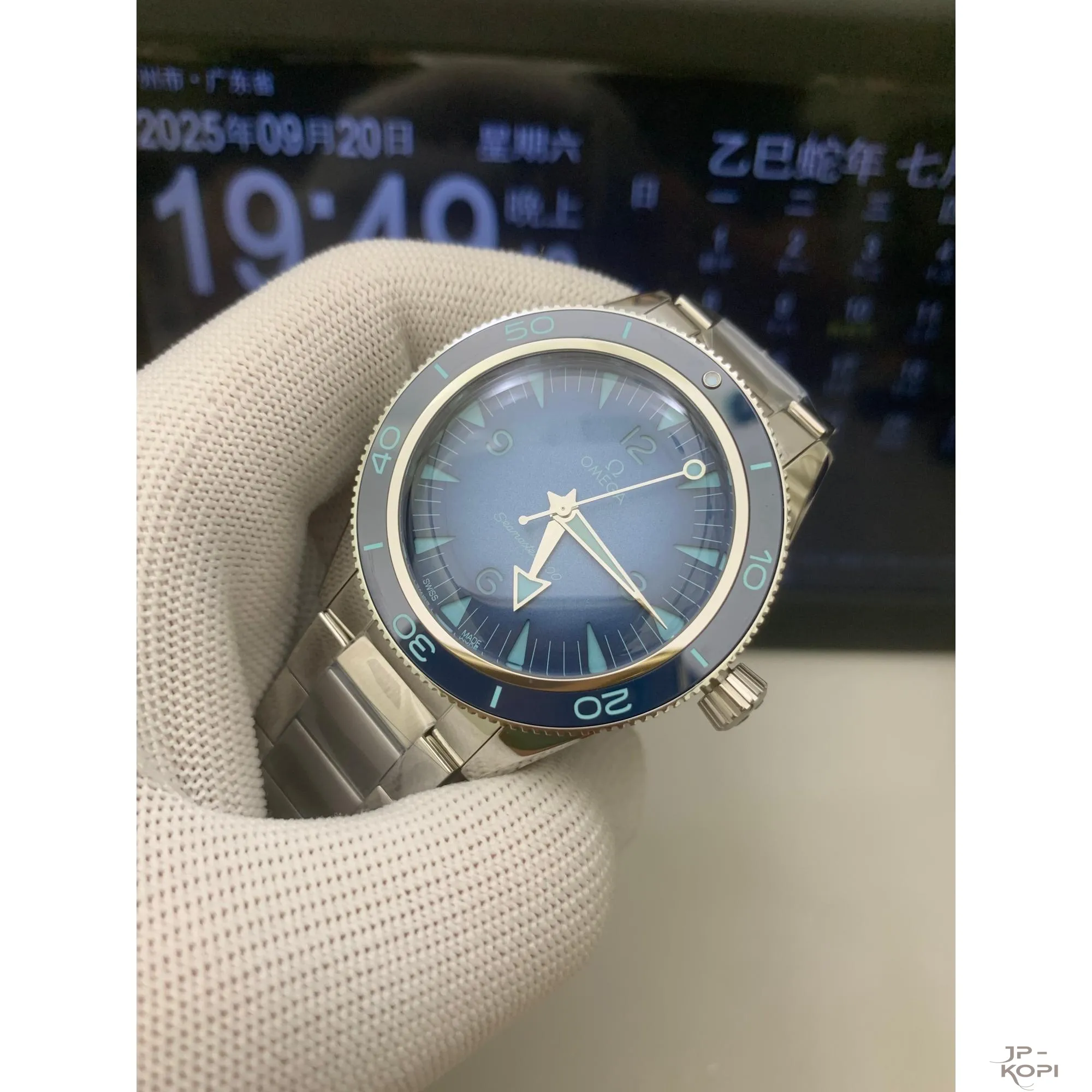 オメガ シーマスター 300M 234.30.41.21.03.002|ポセイドン サマーブルー Cal.8900 V4版【VS工場製高品質モデル】 - 画像 (5)