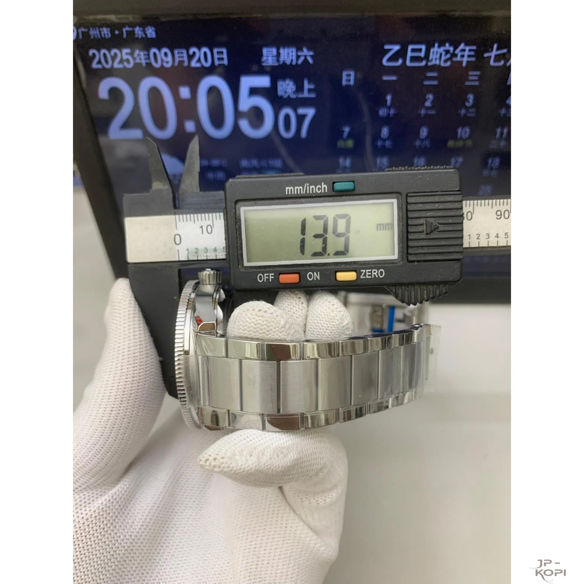 オメガ シーマスター 300 マスターコーアクシャル 234.30.41.21.03.001|海の守護者 ブルー Cal.8900 V4版【VS工場製 高品質モデル】 - 画像 (4)