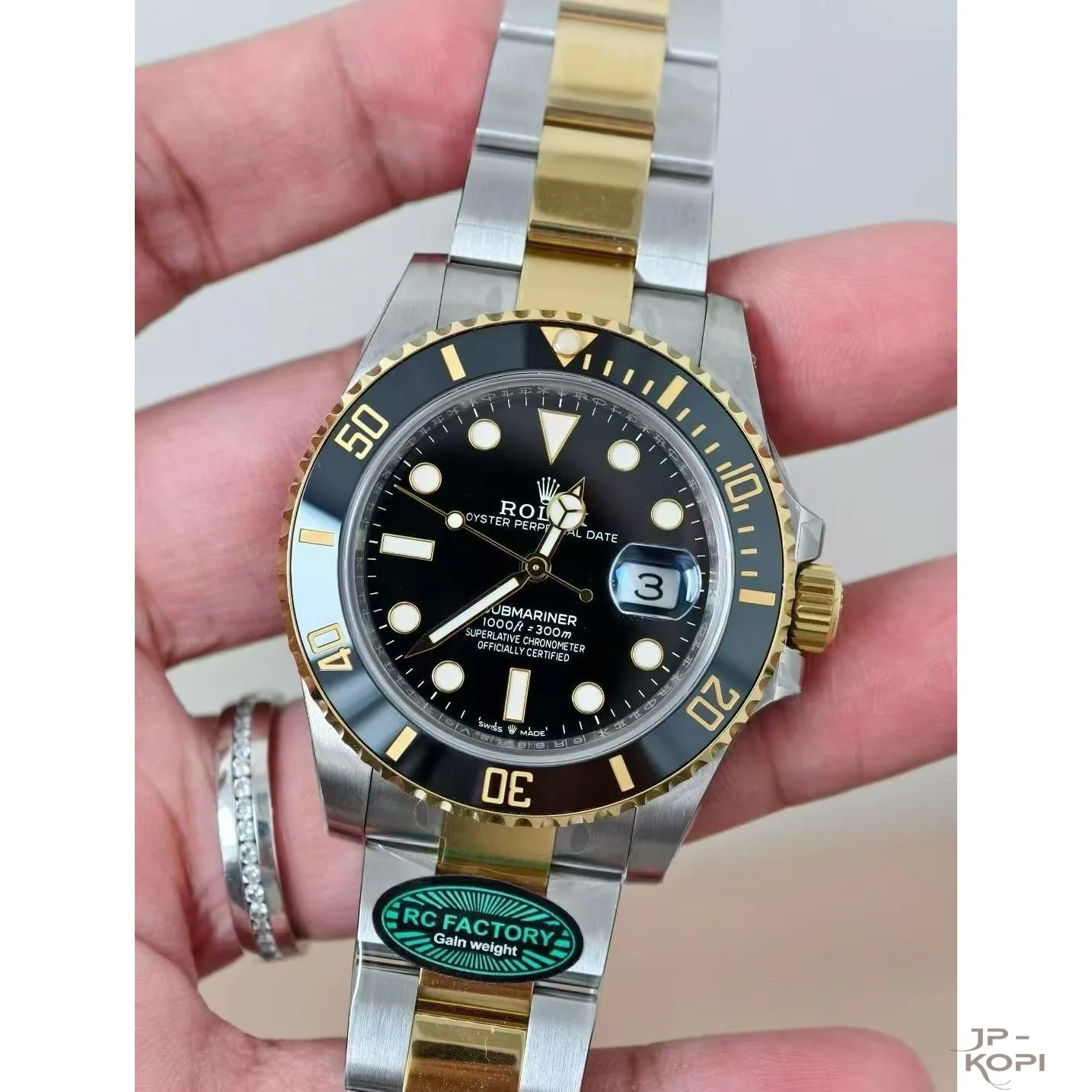 ロレックス サブマリーナーデイト 126613ln-0002|ブラック 41mm 上海Cal.3235 加重版【RC工場製 高品質コピー腕時計】 - 画像 (4)