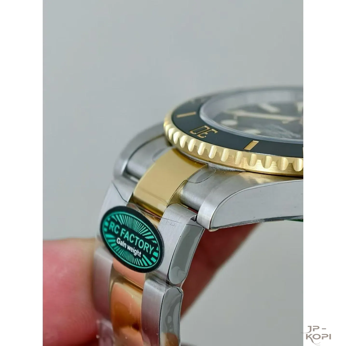 ロレックス サブマリーナーデイト 126613ln-0002|ブラック 41mm 上海Cal.3235 加重版【RC工場製 高品質コピー腕時計】 - 画像 (5)