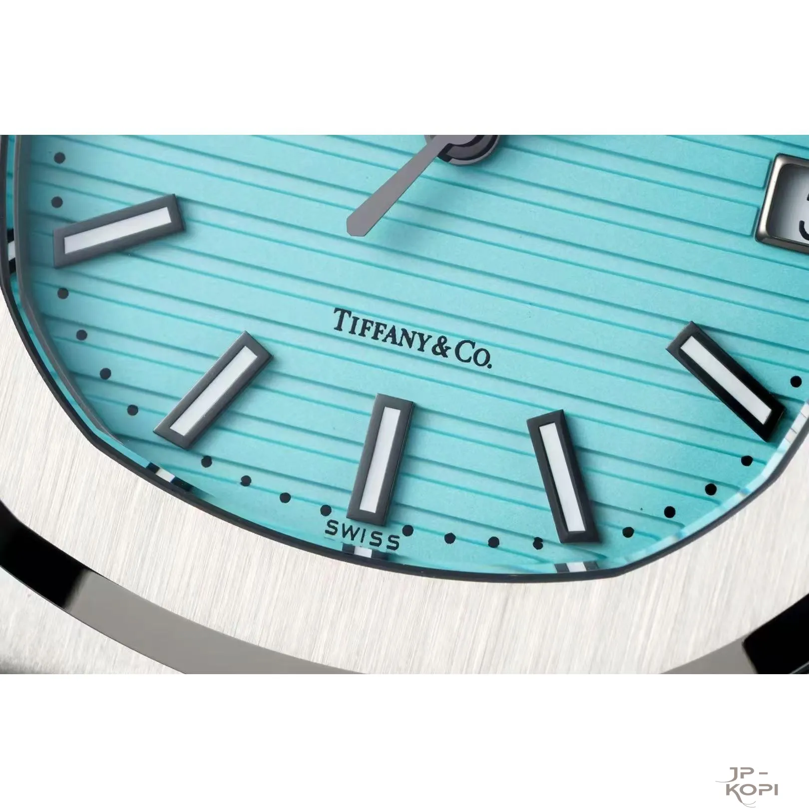 【DDF工場製】パテック・フィリップ ノーチラス 5711/1A-018|ターコイズダイアル 40mm 丹東Cal.330 - 画像 (5)