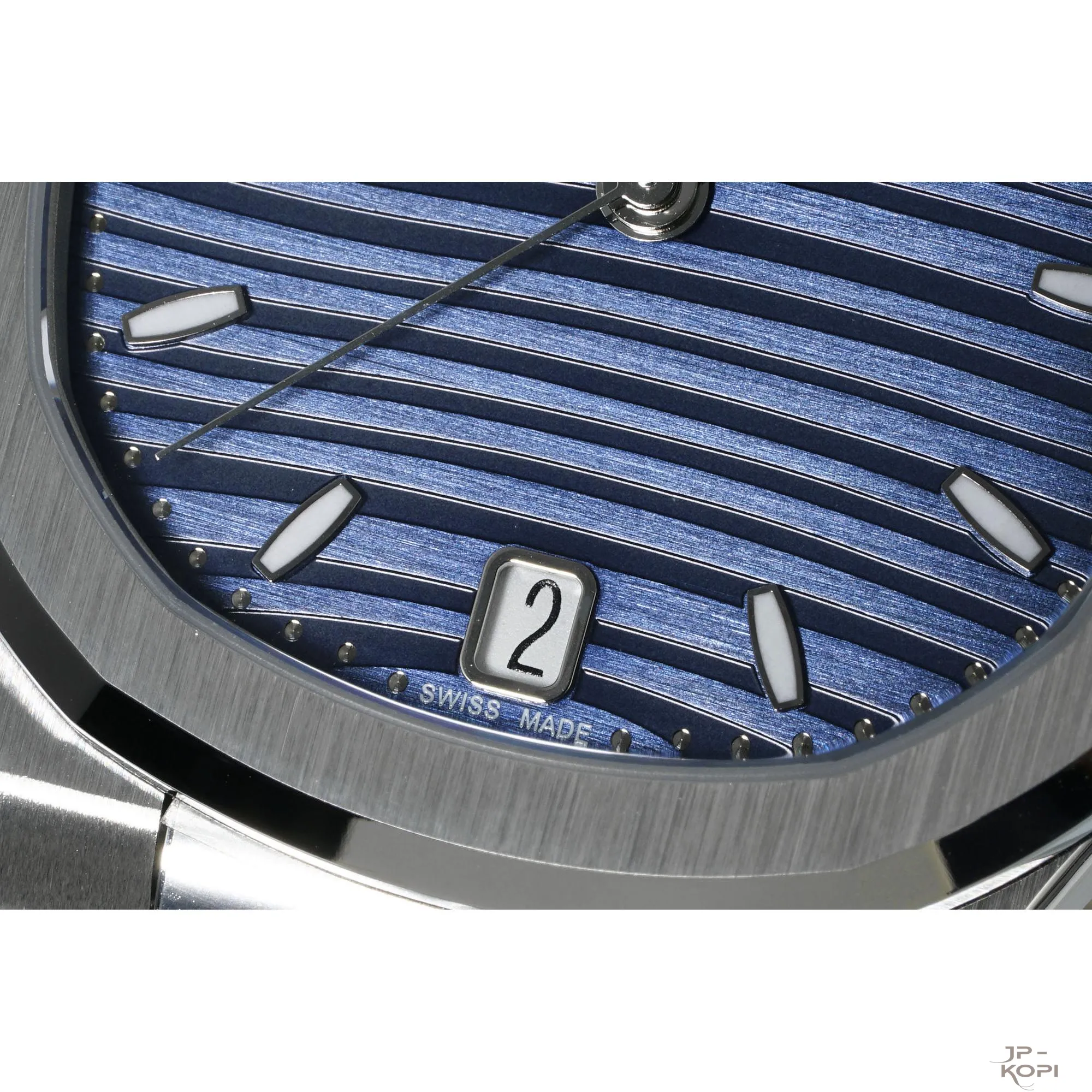 【DDF工場製】パテック・フィリップ ノーチラス 7118/1A-001|ブルー・オパーリン文字盤 35.2mm 丹東Cal.324 - 画像 (6)