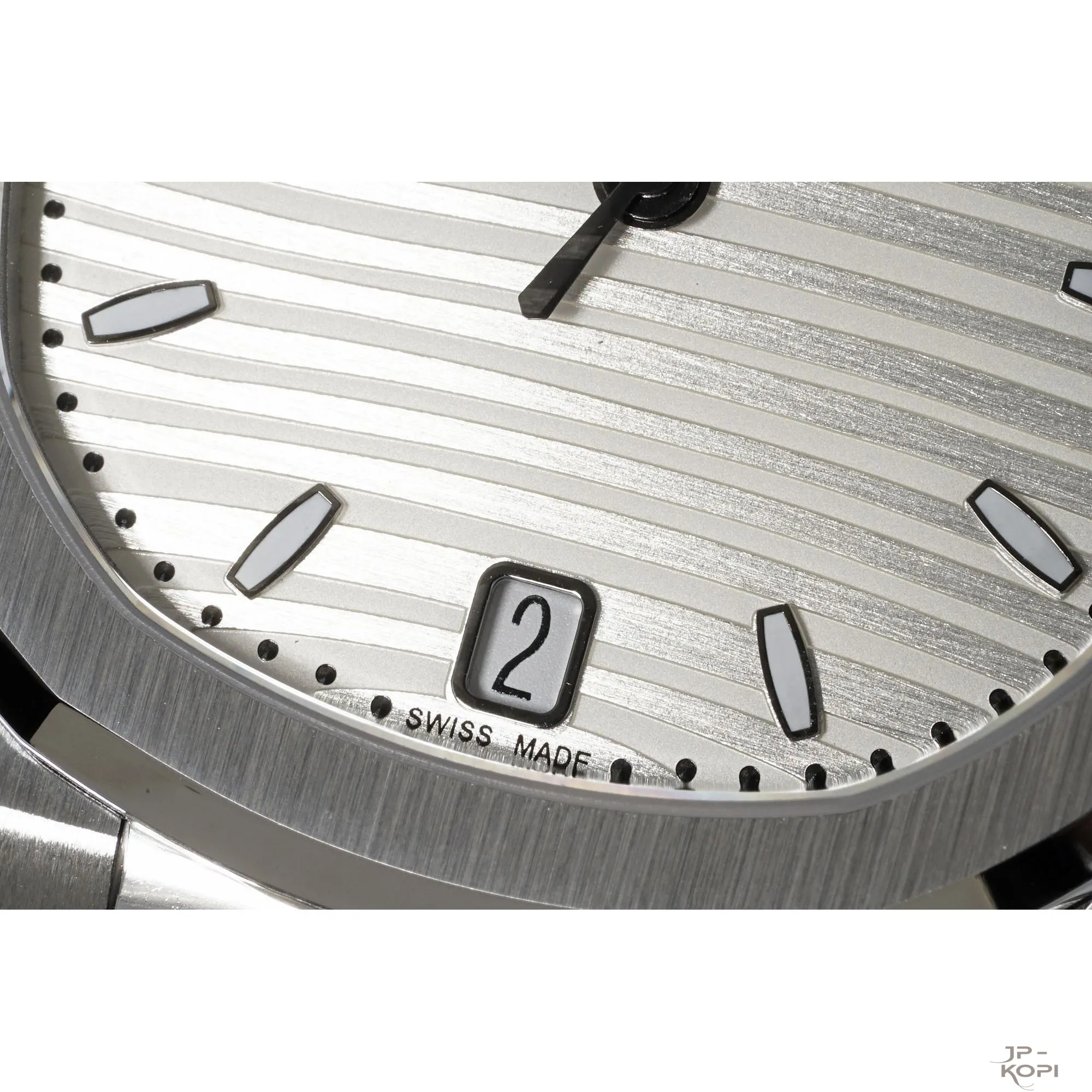 【DDF工場製】パテック・フィリップ ノーチラス 7118/1A-010|シルバーダイアル 35.2mm 丹東Cal.324 - 画像 (6)