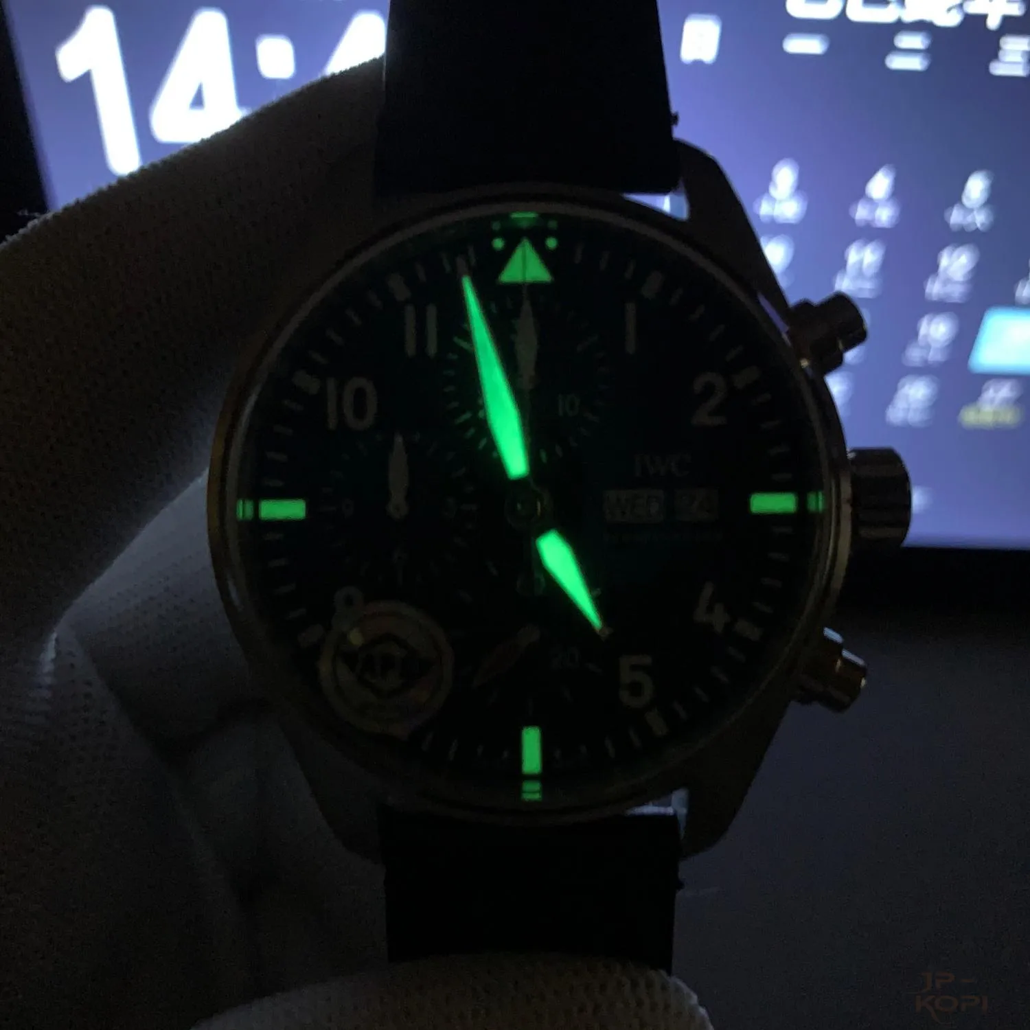 IWC パイロットウォッチ IW378001|ブラックダイアル クロノグラフ 丹東Cal.69385【APS工場製】 - 画像 (4)