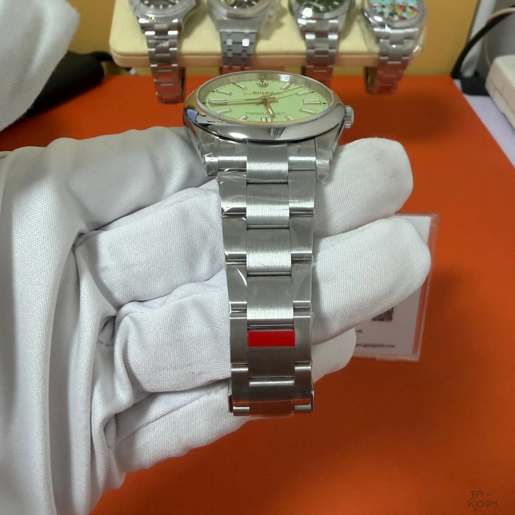ロレックス オイスターパーペチュアル 134300|ピスタチオグリーン ノンデイト 41mm 【VS工場製】 - 画像 (6)
