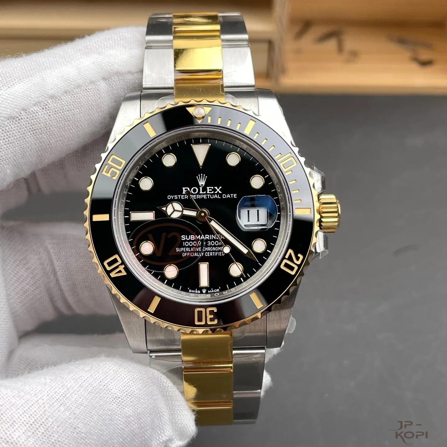 ロレックス サブマリーナーデイト 126613LN-0002|ブラックダイアル×コンビブレス 41mm 加重版【VS工場製】 - 画像 (2)