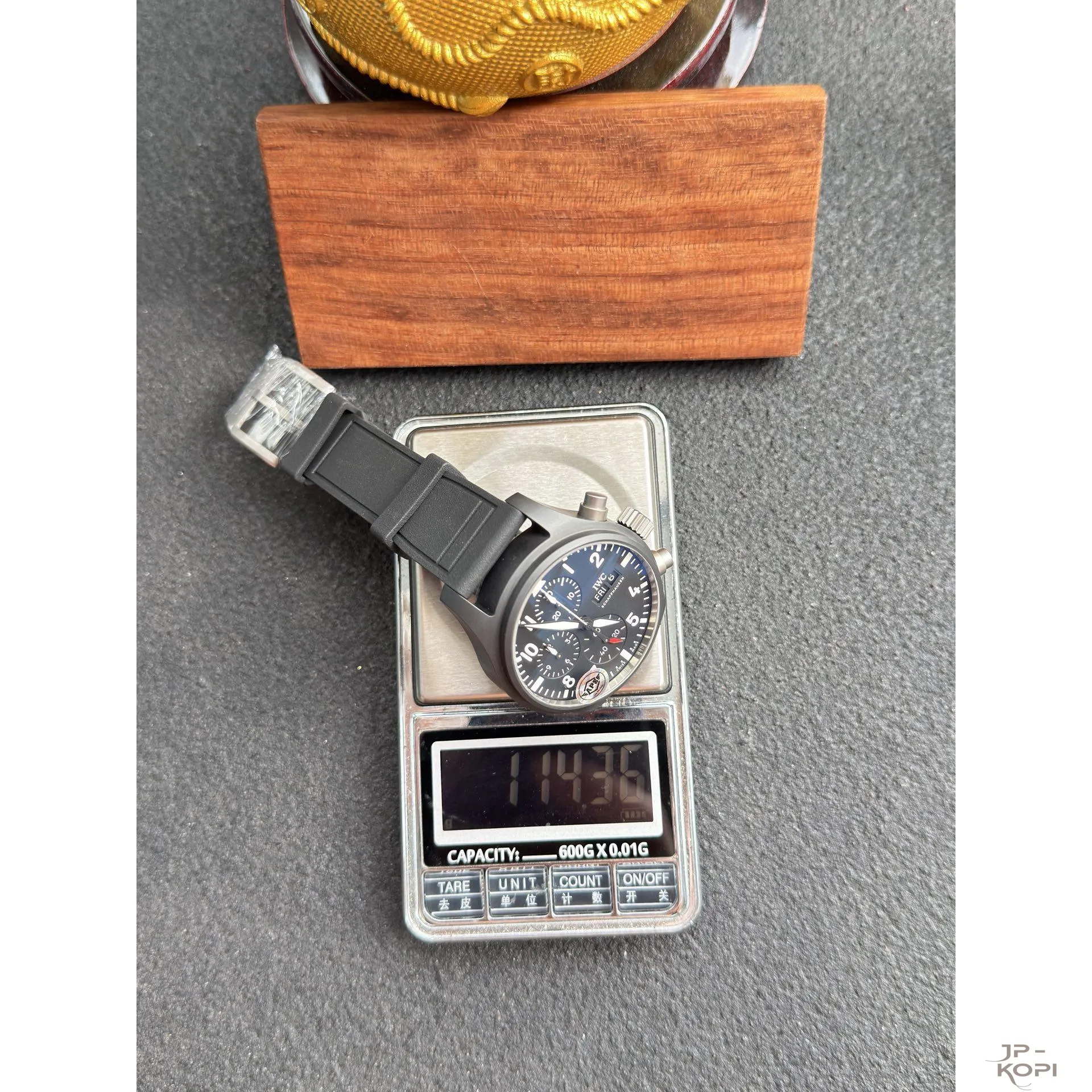 IWC パイロットウォッチ クロノグラフ 41 トップガン IW389401|ブラックセラミック × 丹東Cal.69385【APS製】 - 画像 (11)