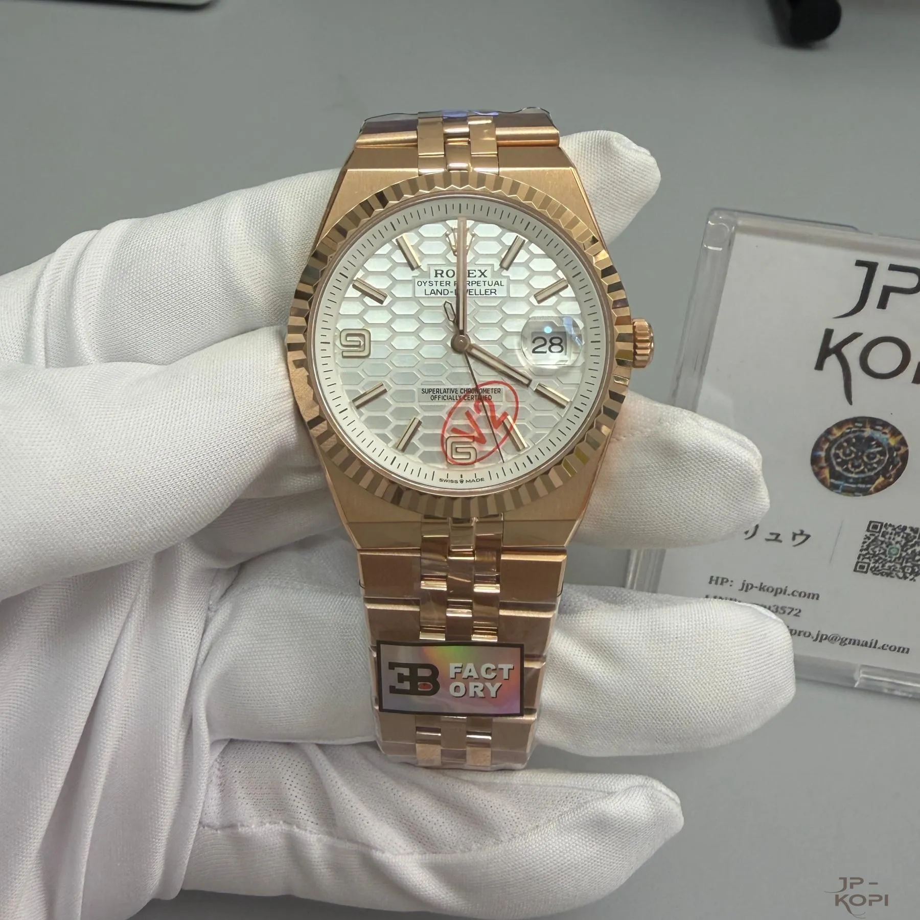 ロレックス ランドドゥエラー 127335 | ローズゴールド × ホワイトハニカムダイヤル × フルーテッドベゼル 一体式Cal.7135【B工場V2】 - 画像 (2)