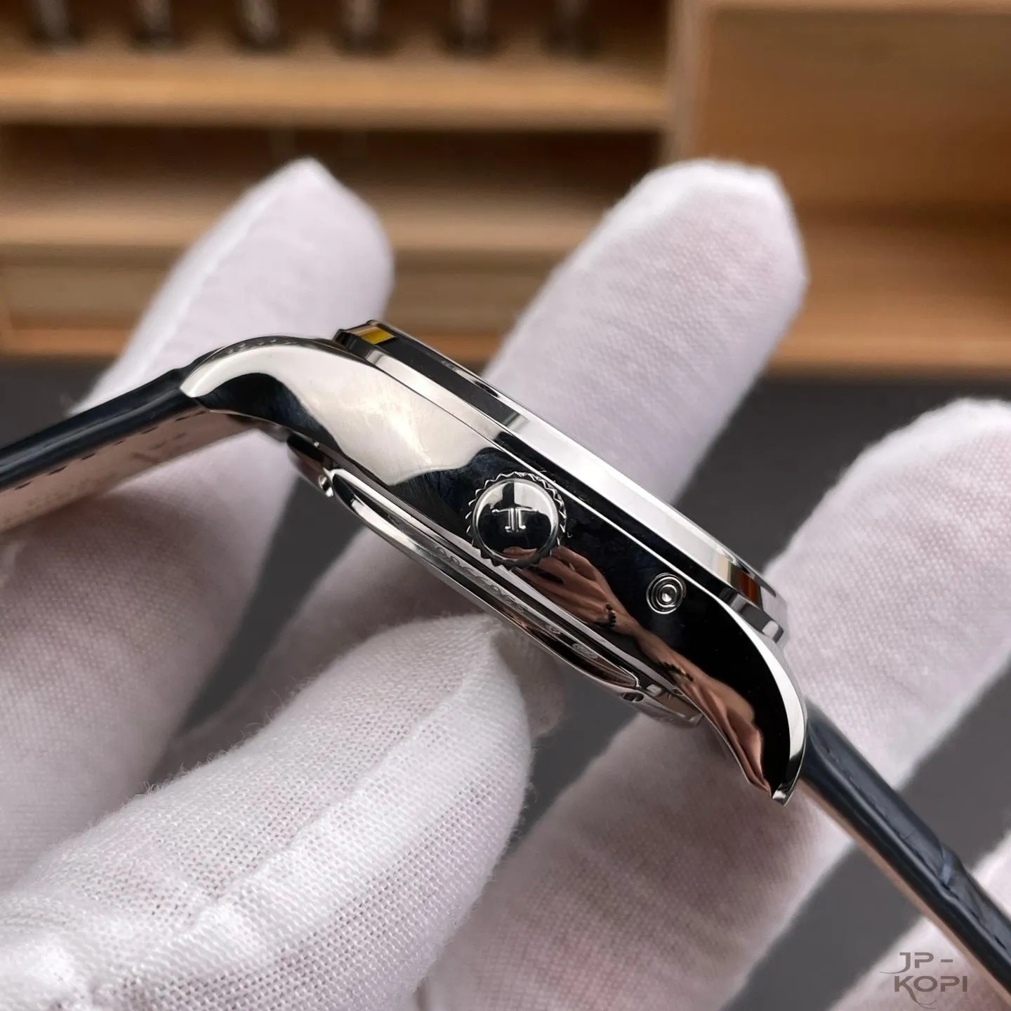 ジャガー・ルクルト マスター Q13234E1|ステンレス × エナメルダイヤル 超薄型トゥールビヨン【APS工場製】 - 画像 (7)